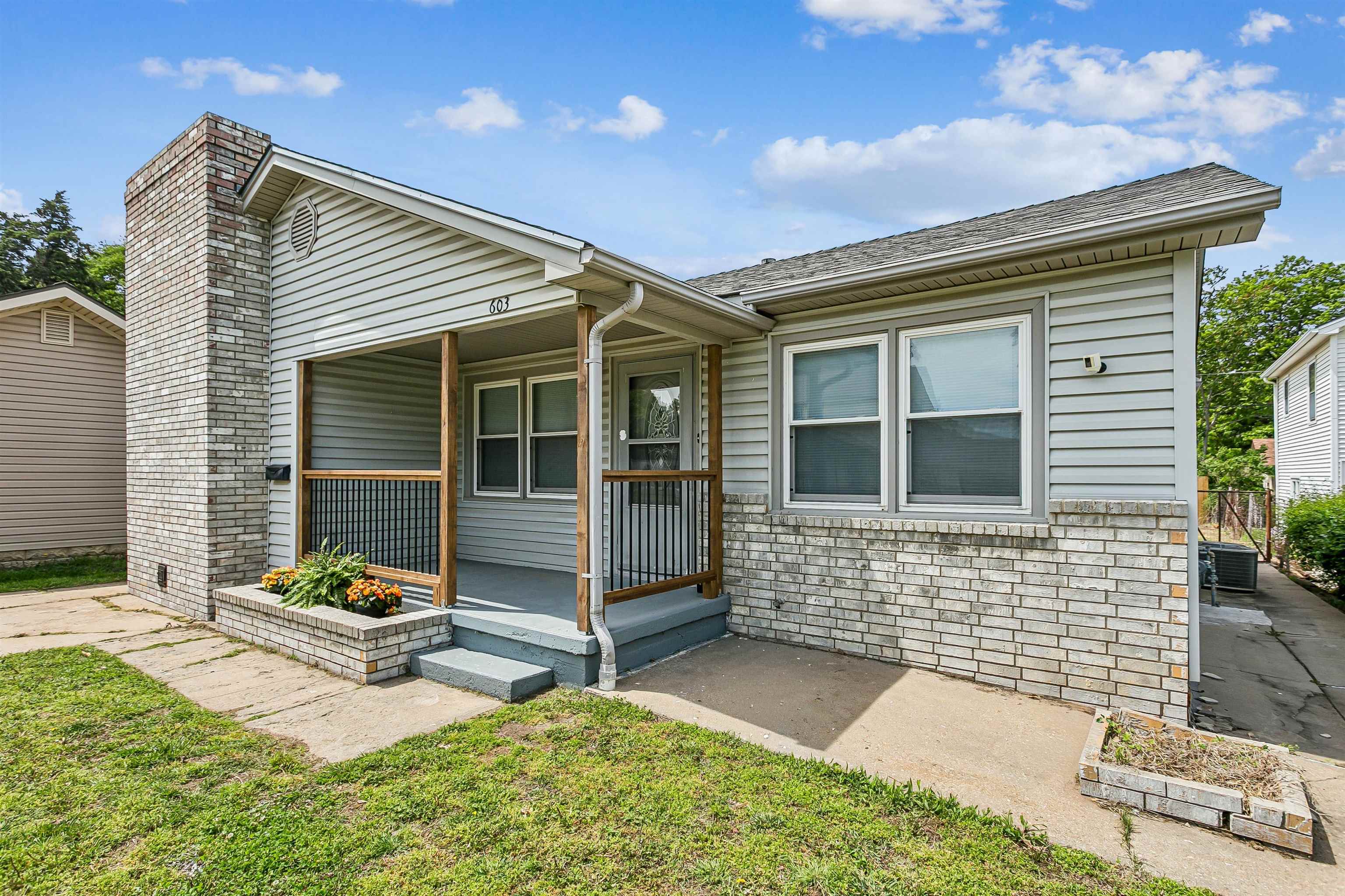 603 N High El Dorado KS 67042