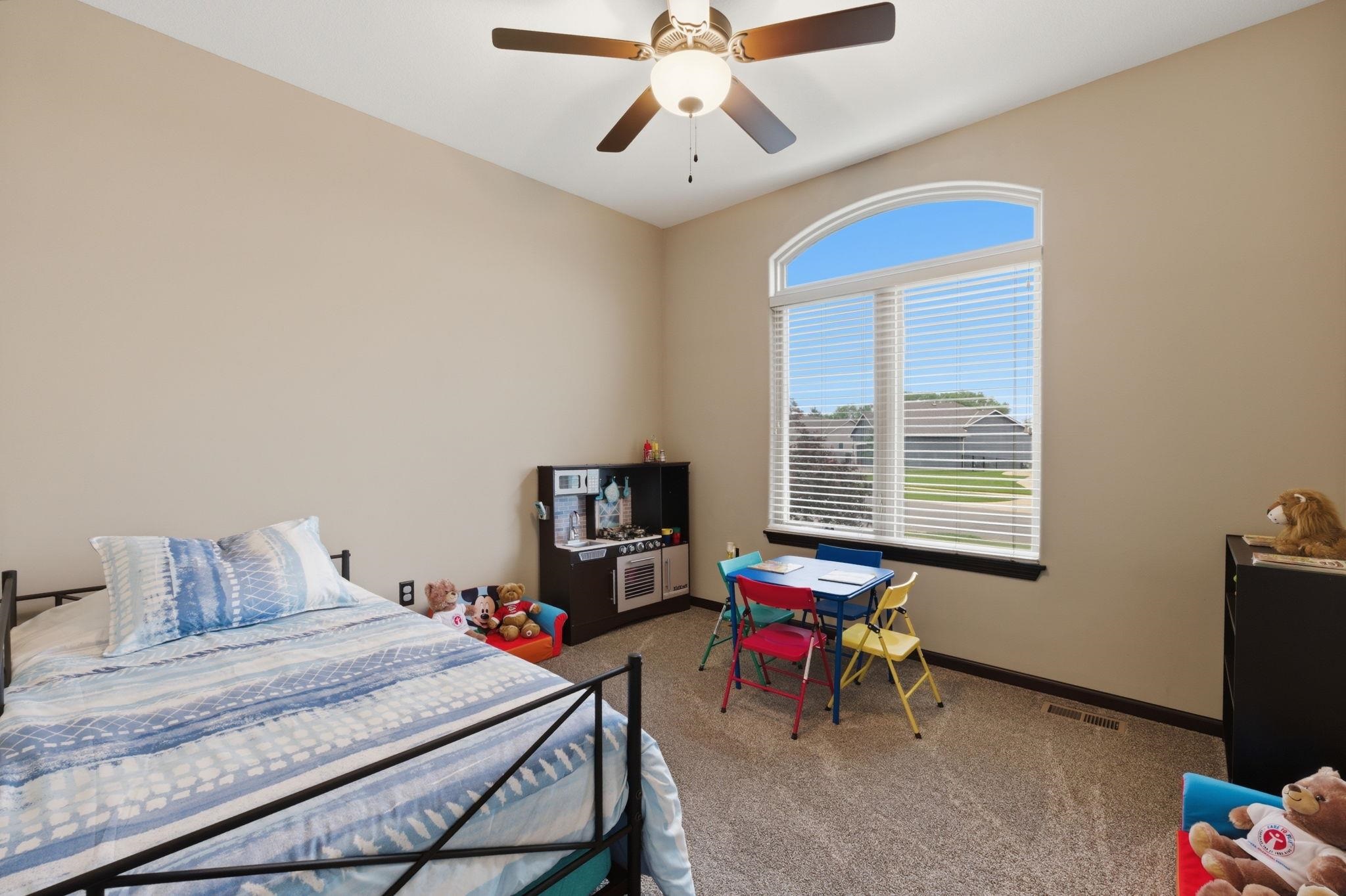 1943 N Walnut Creek Drive Derby KS 67037-3900
