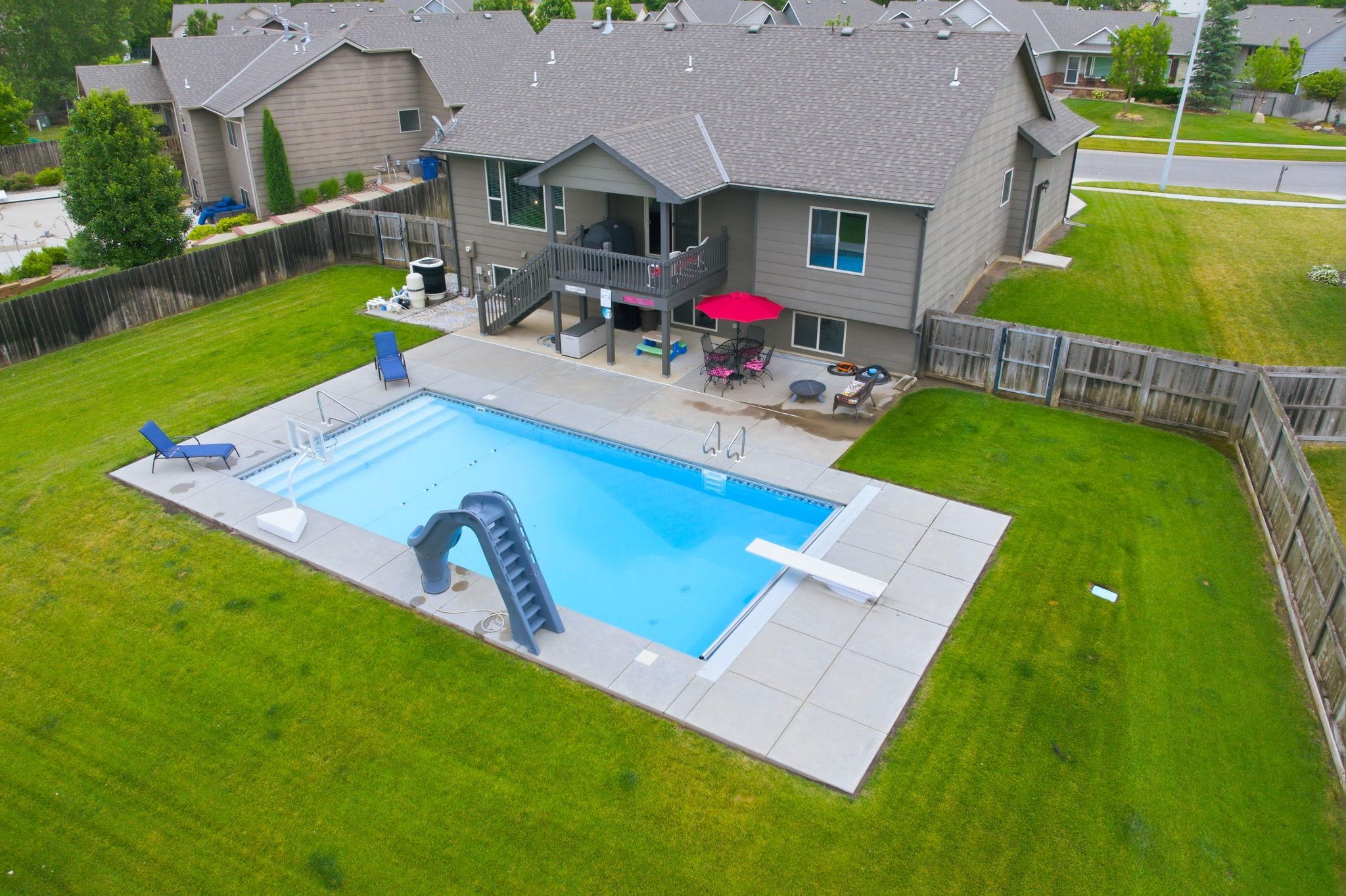 1943 N Walnut Creek Drive Derby KS 67037-3900
