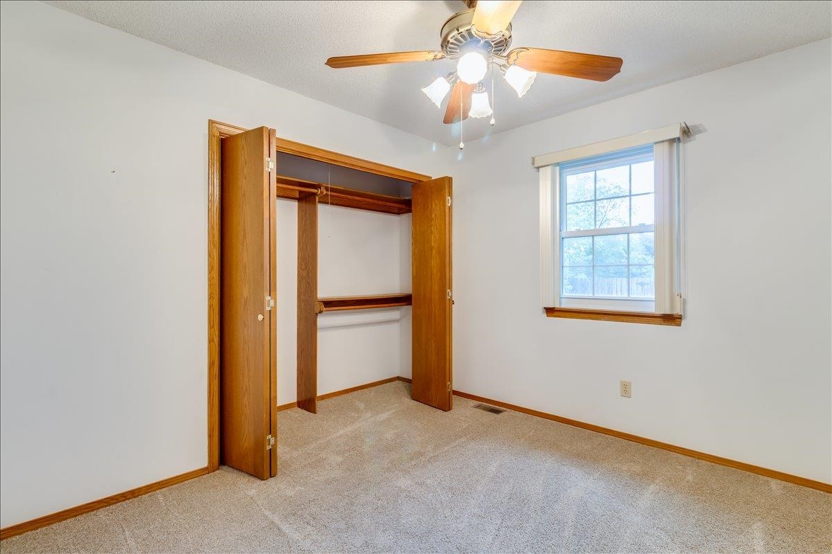 118 E Chestnut Mulvane KS 67110