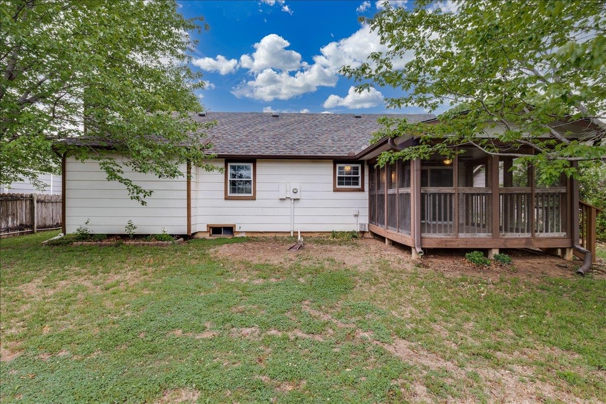 118 E Chestnut Mulvane KS 67110