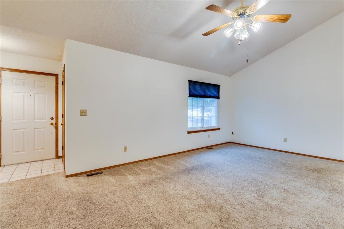 118 E Chestnut Mulvane KS 67110