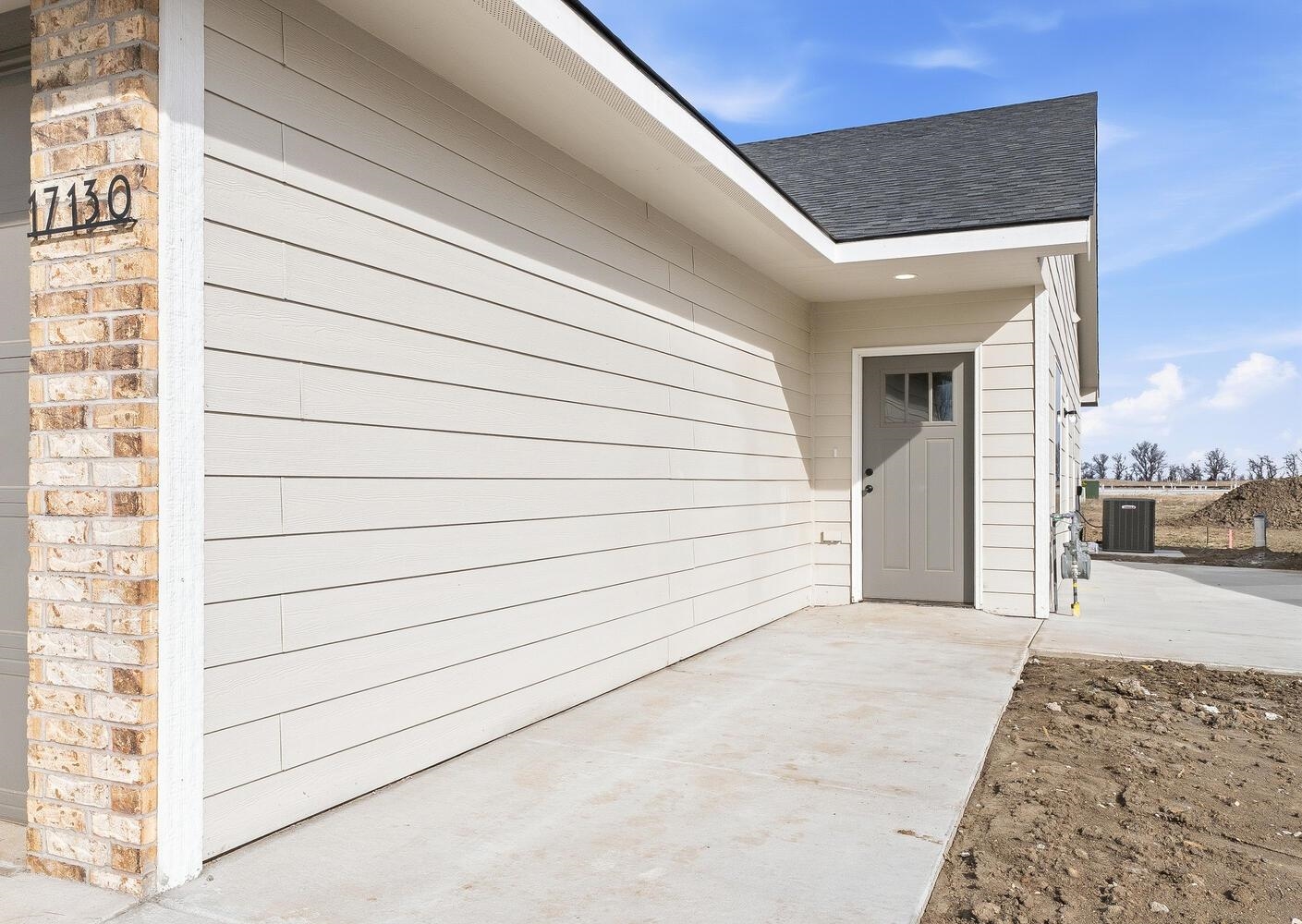 17130 W Lawson Circle Goddard KS 67052
