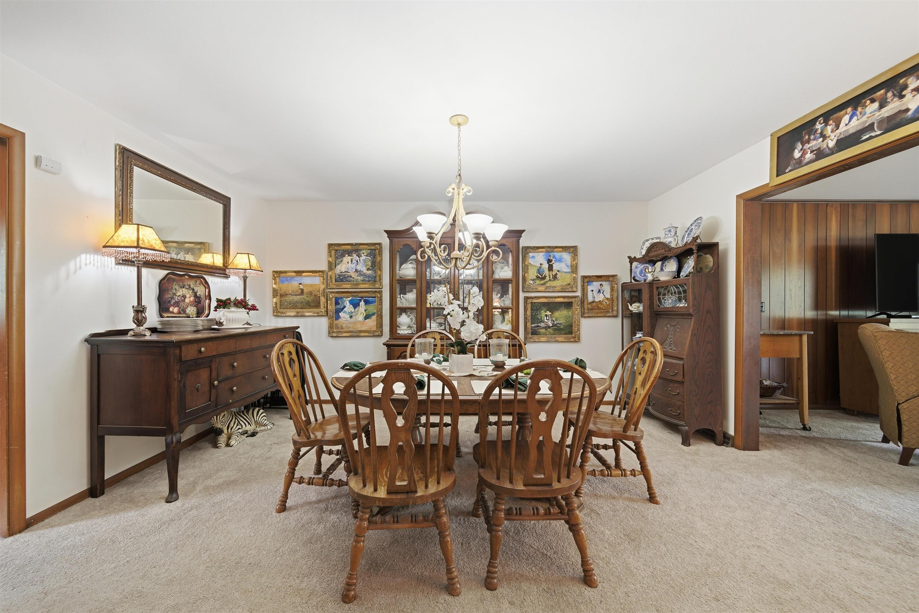 608 W 8th Newton KS 67114