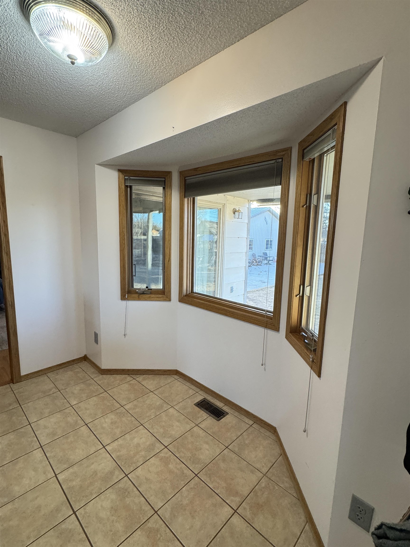 615 Morningside Street Norwich KS 67118