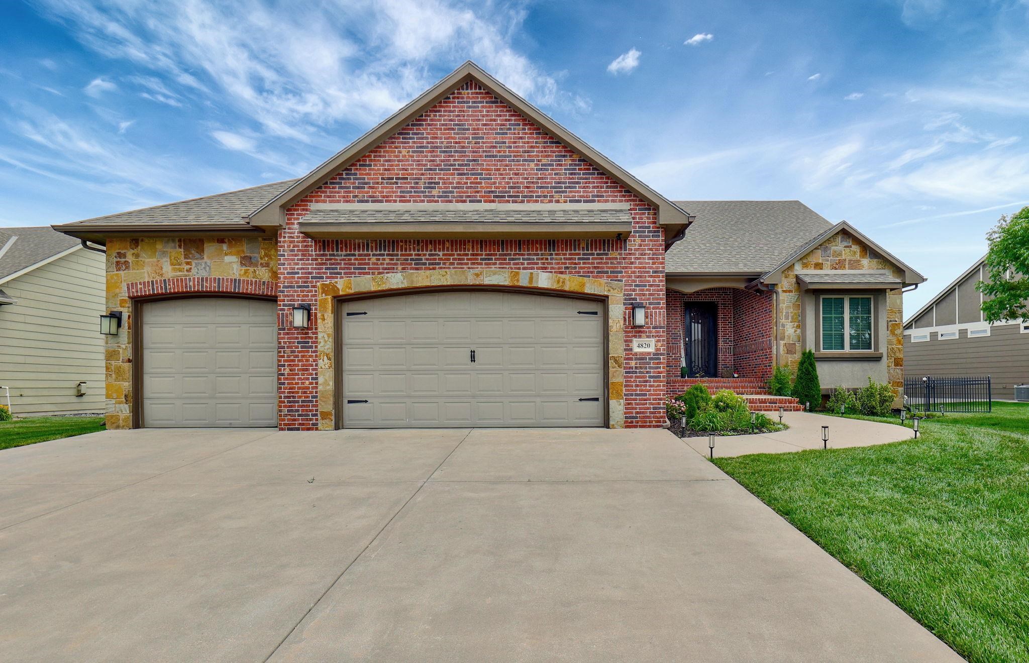 4820 N Indian Oak Street Bel Aire KS 67226