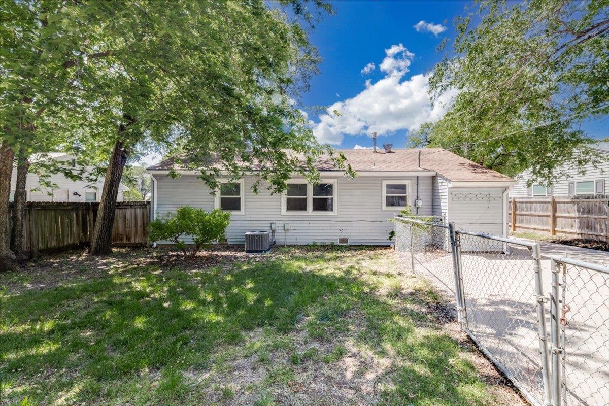930 N Westview Derby KS 67037