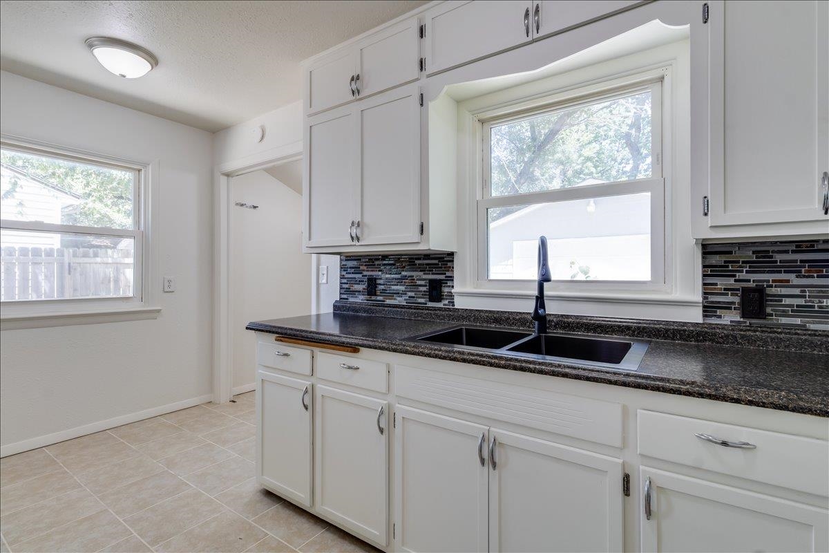 930 N Westview Derby KS 67037
