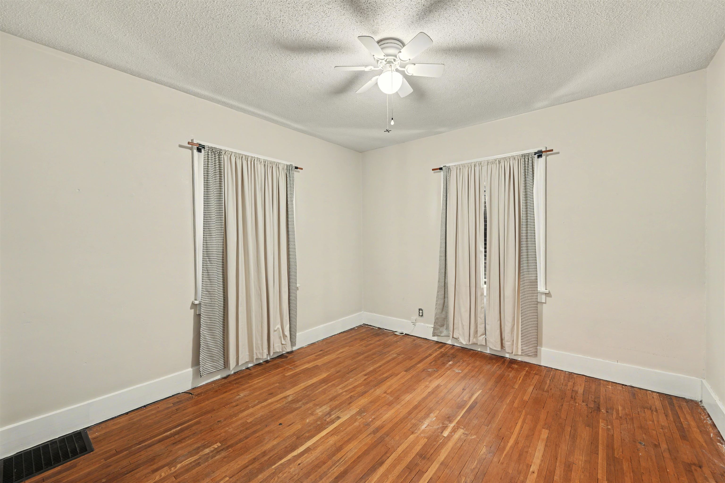 710 N Oak Street Mcpherson KS 67460