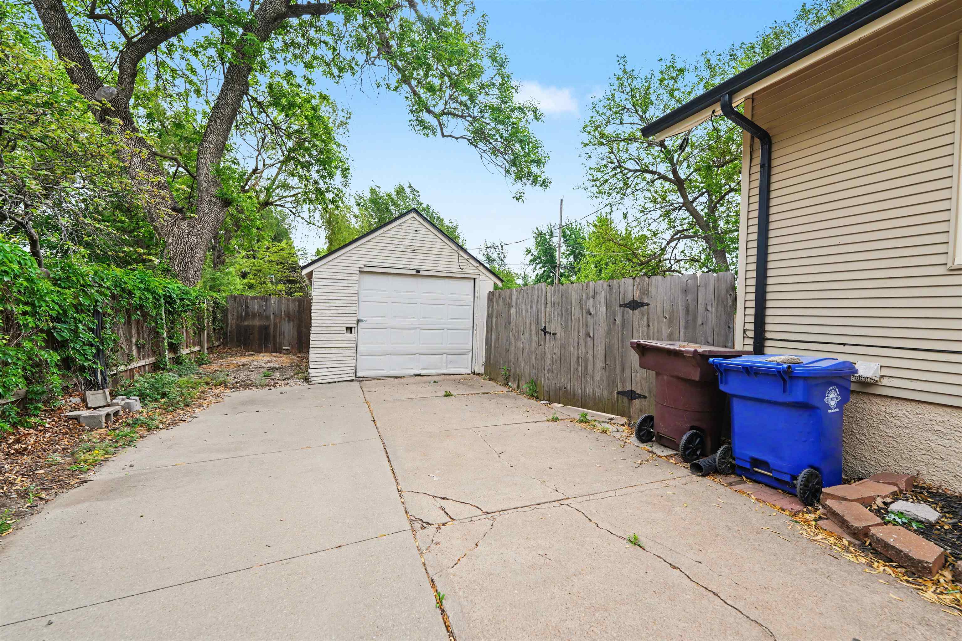 710 N Oak Street Mcpherson KS 67460