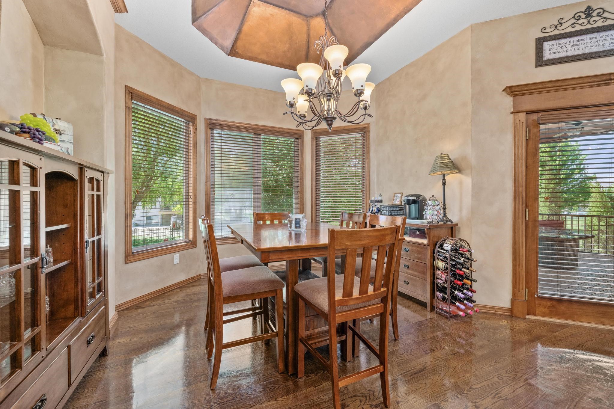 2250 N Stonegate Circle Andover KS 67002