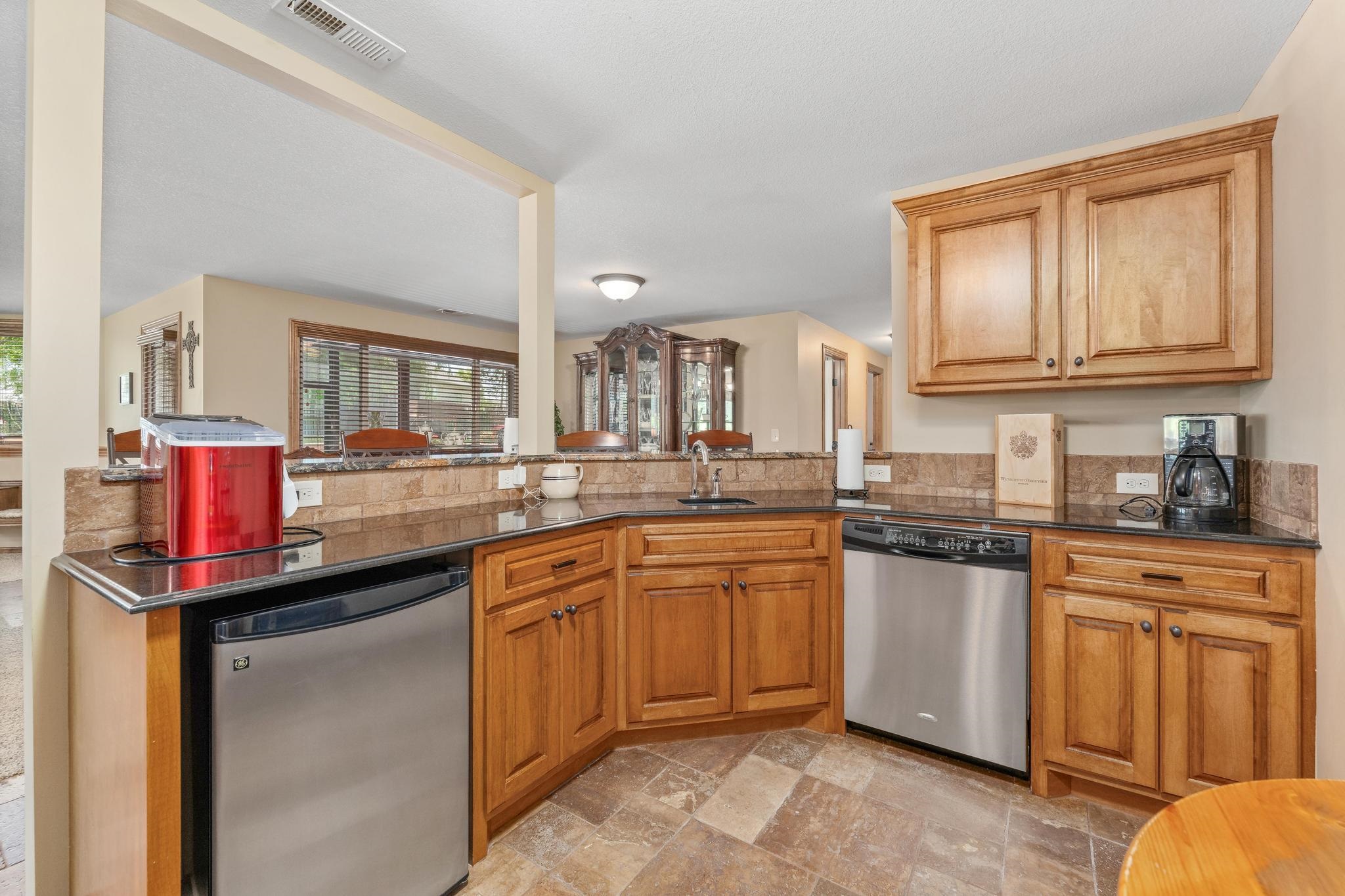2250 N Stonegate Circle Andover KS 67002