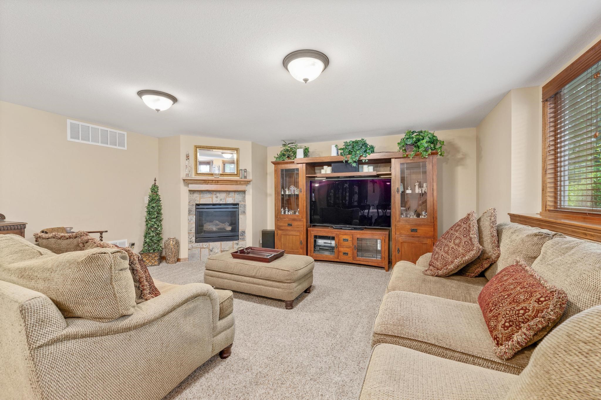 2250 N Stonegate Circle Andover KS 67002