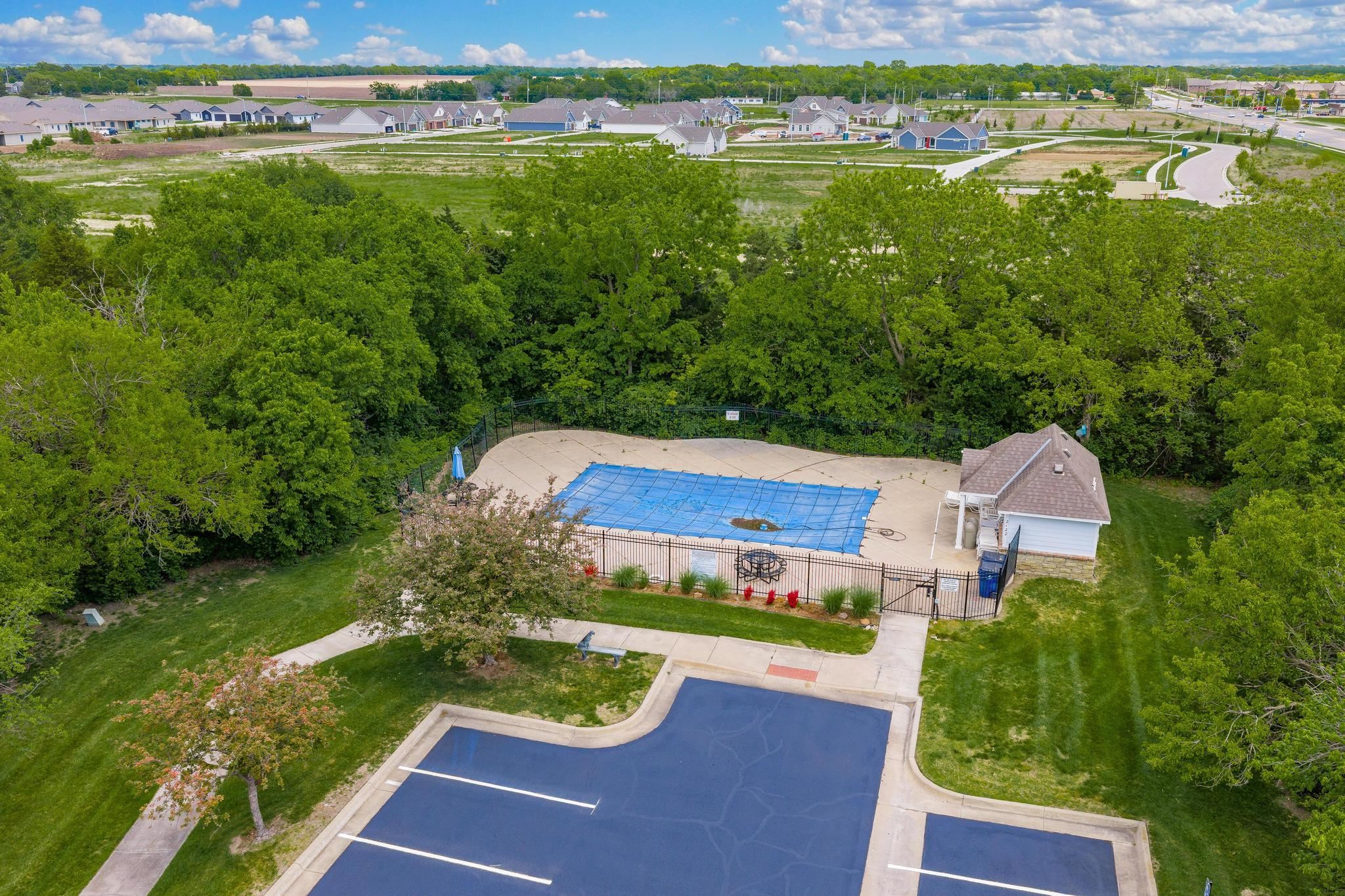 2250 N Stonegate Circle Andover KS 67002