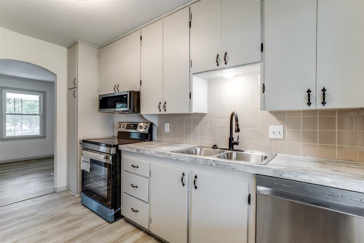 1507 Moyle Street Augusta KS 67010