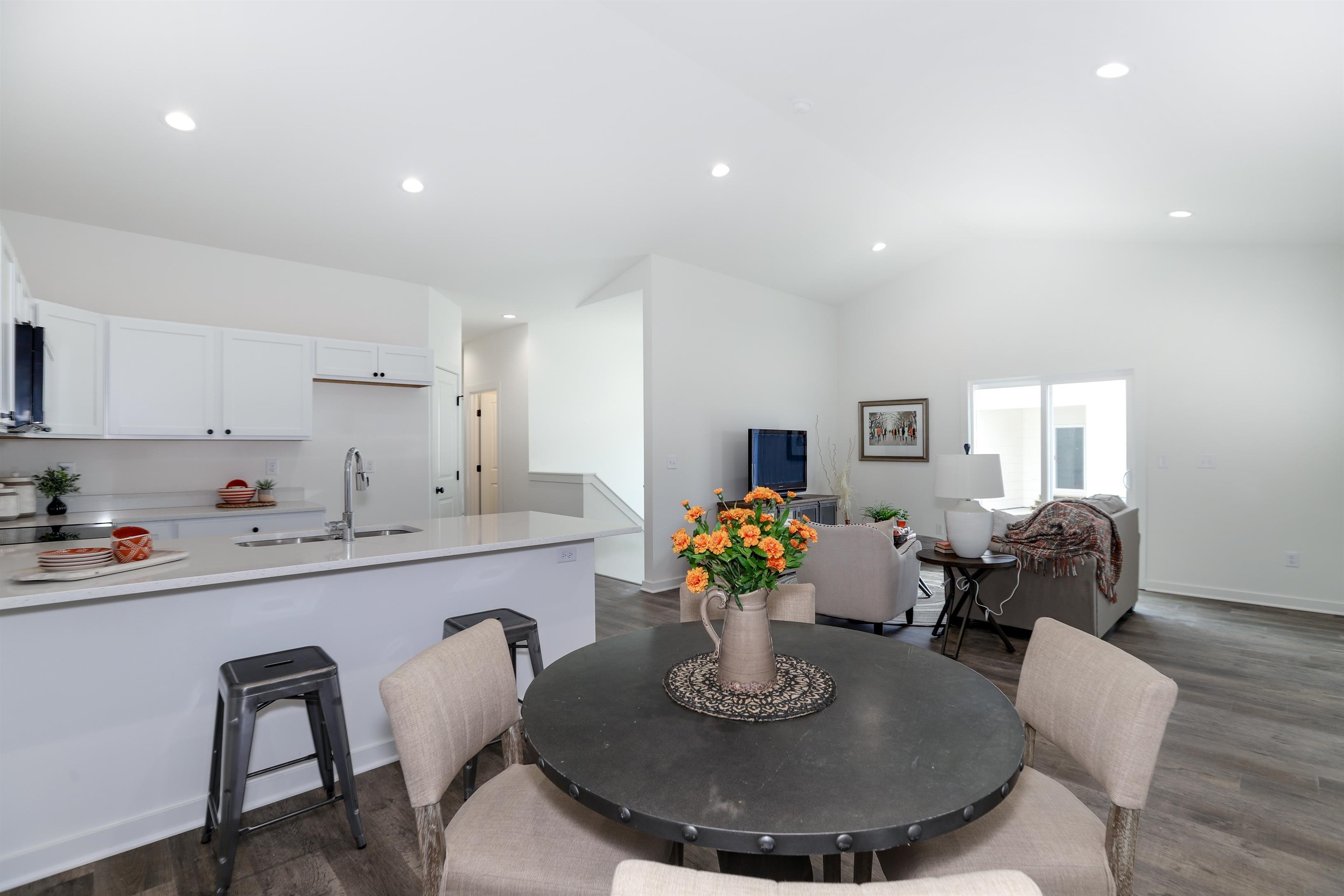 5336 N Pinecrest Street Bel Aire KS 67220