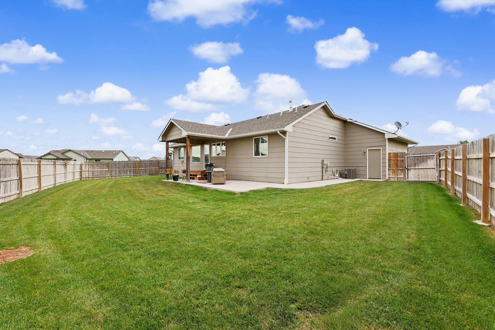 1617 N Thoroughbred Street Wichita KS 67235