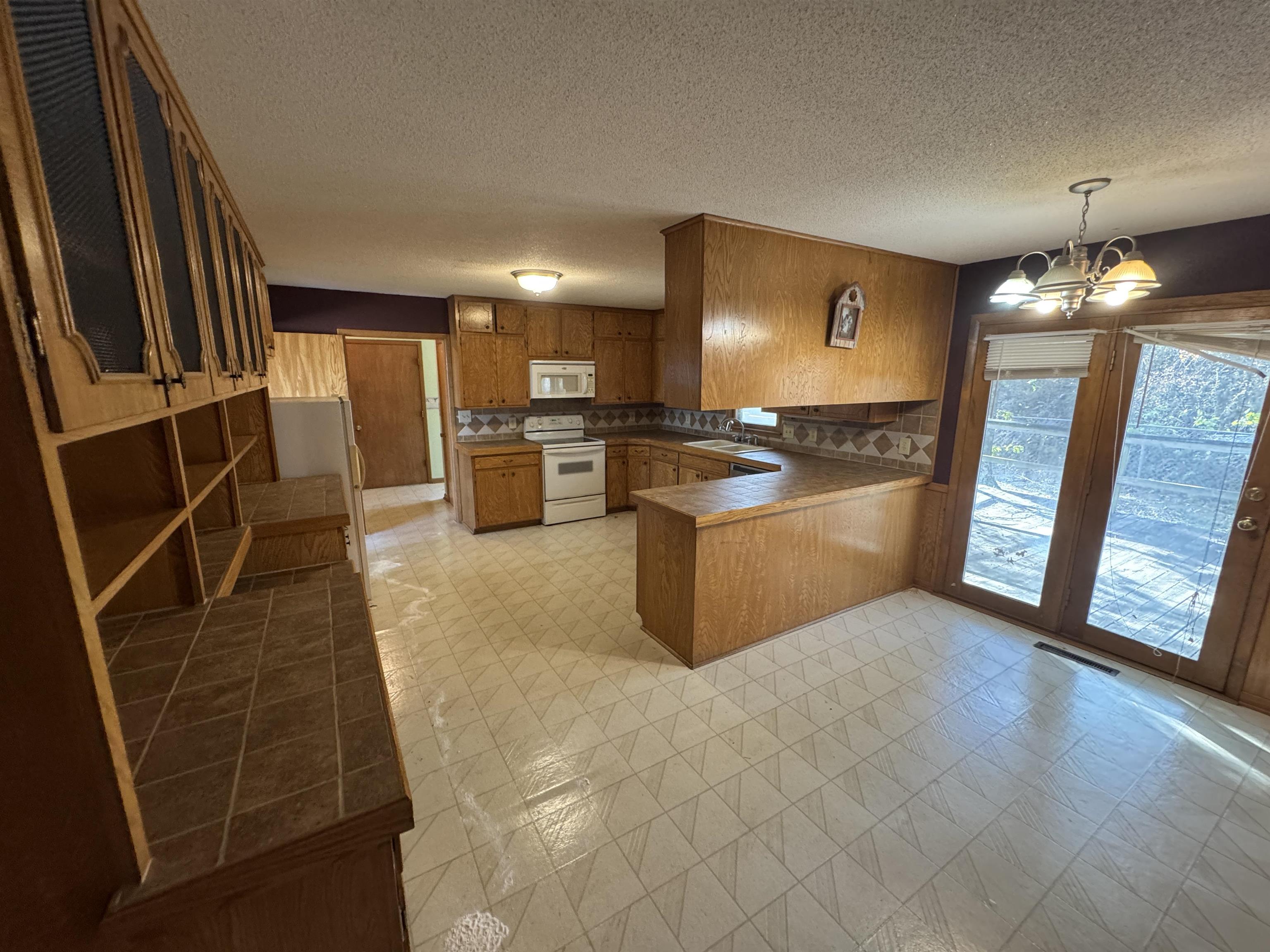 1719 H Road Eureka KS 67045