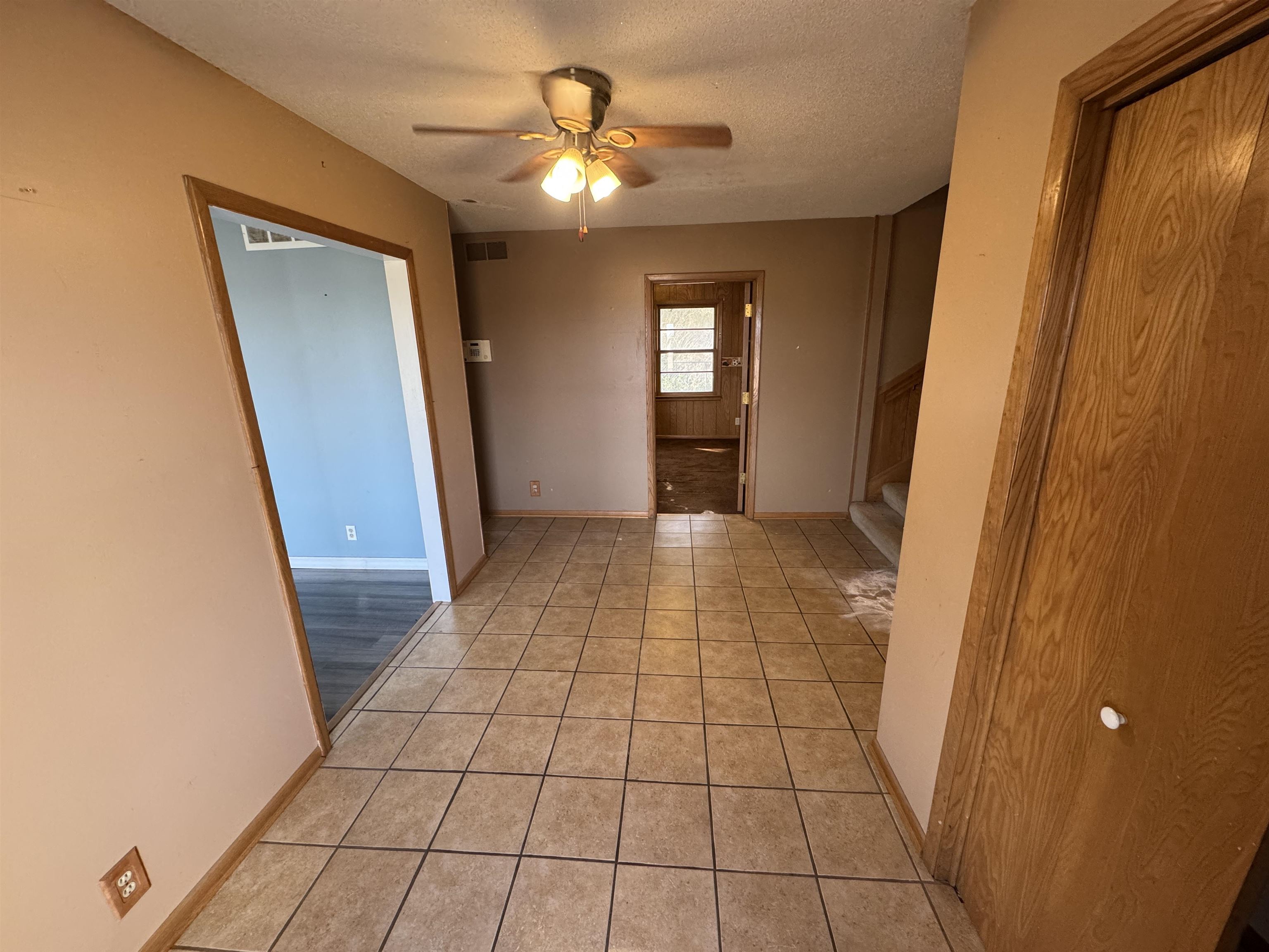 1719 H Road Eureka KS 67045