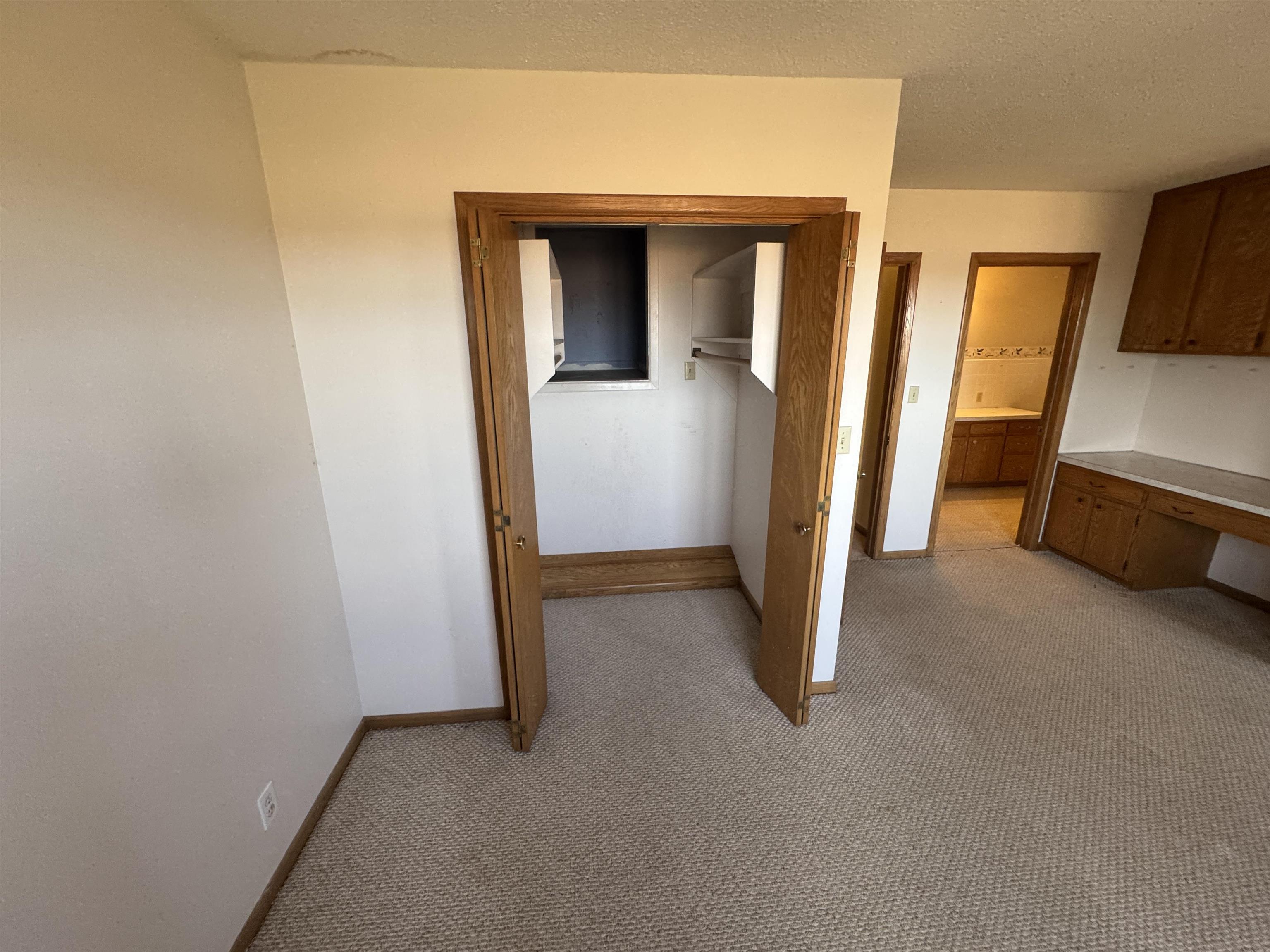 1719 H Road Eureka KS 67045