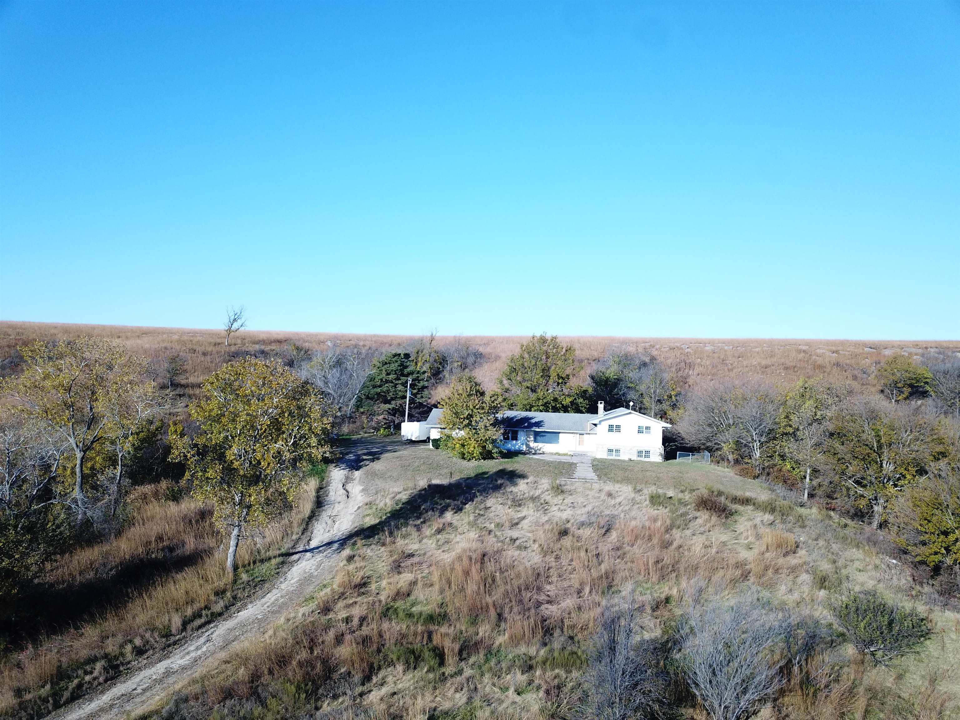 1719 H Road Eureka KS 67045