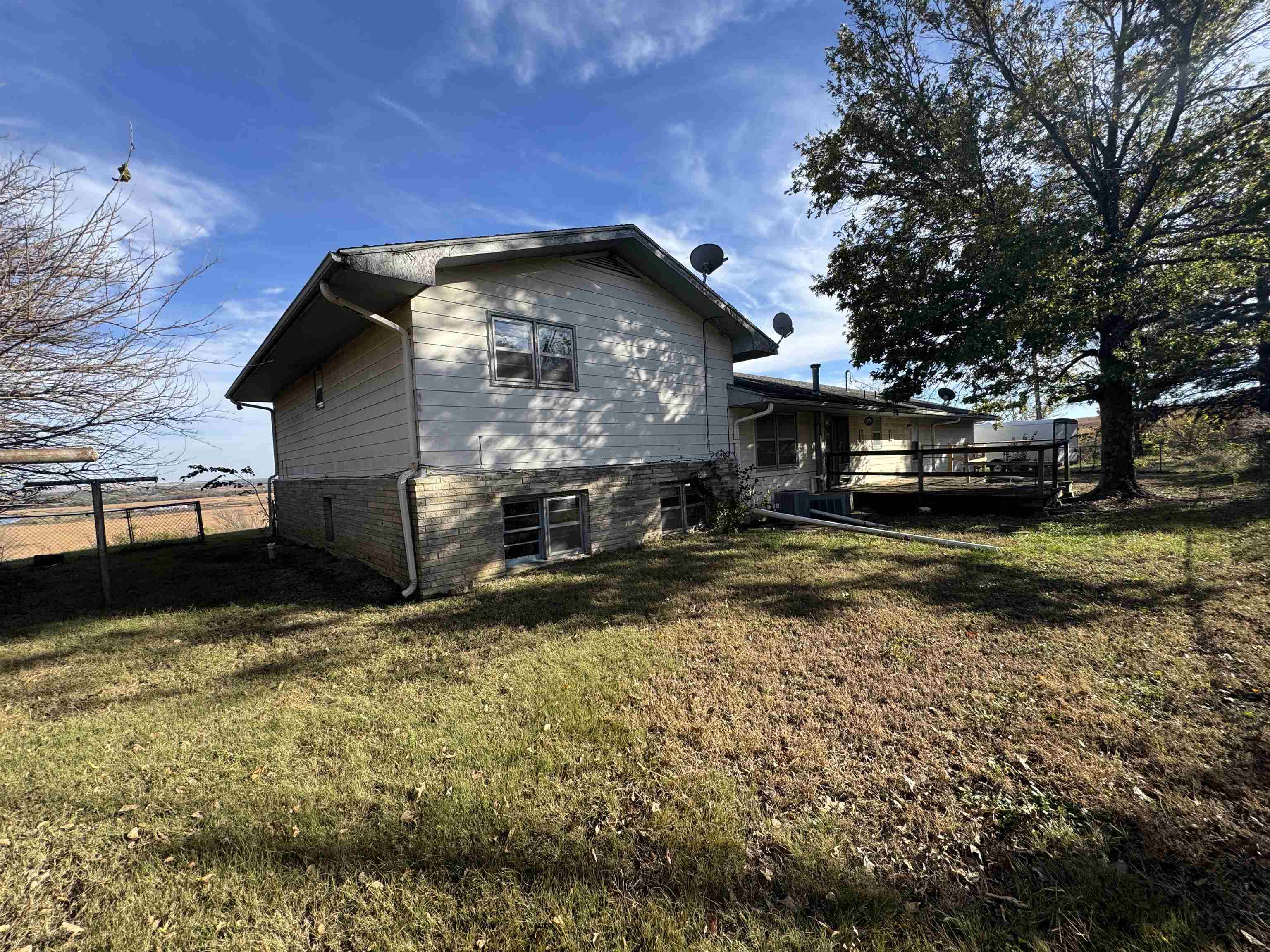 1719 H Road Eureka KS 67045