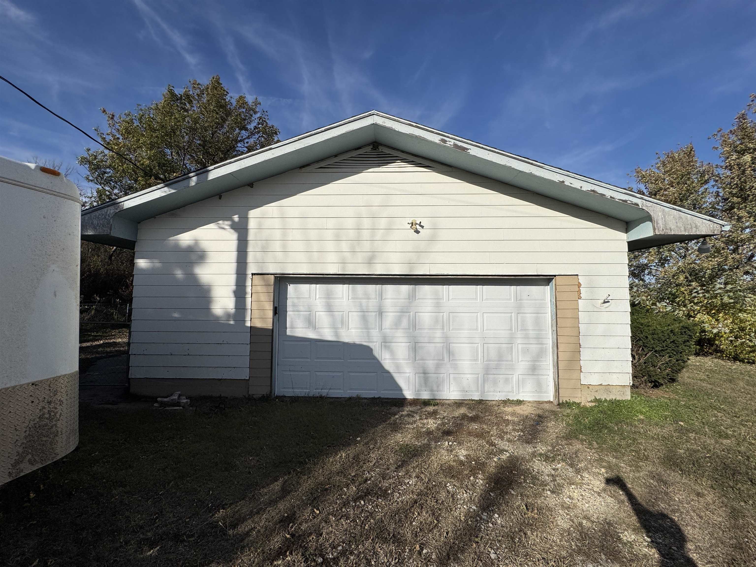 1719 H Road Eureka KS 67045