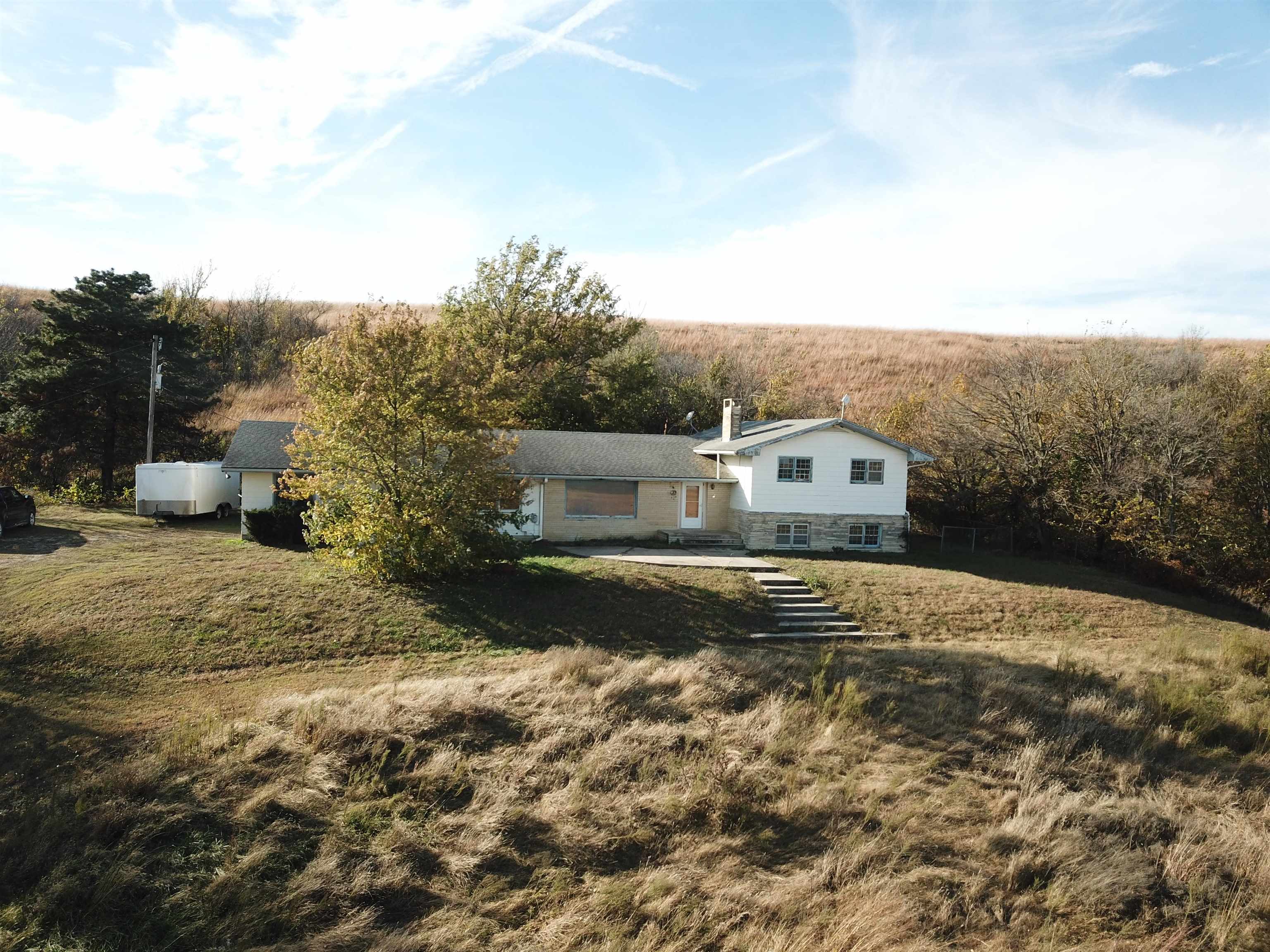 1719 H Road Eureka KS 67045