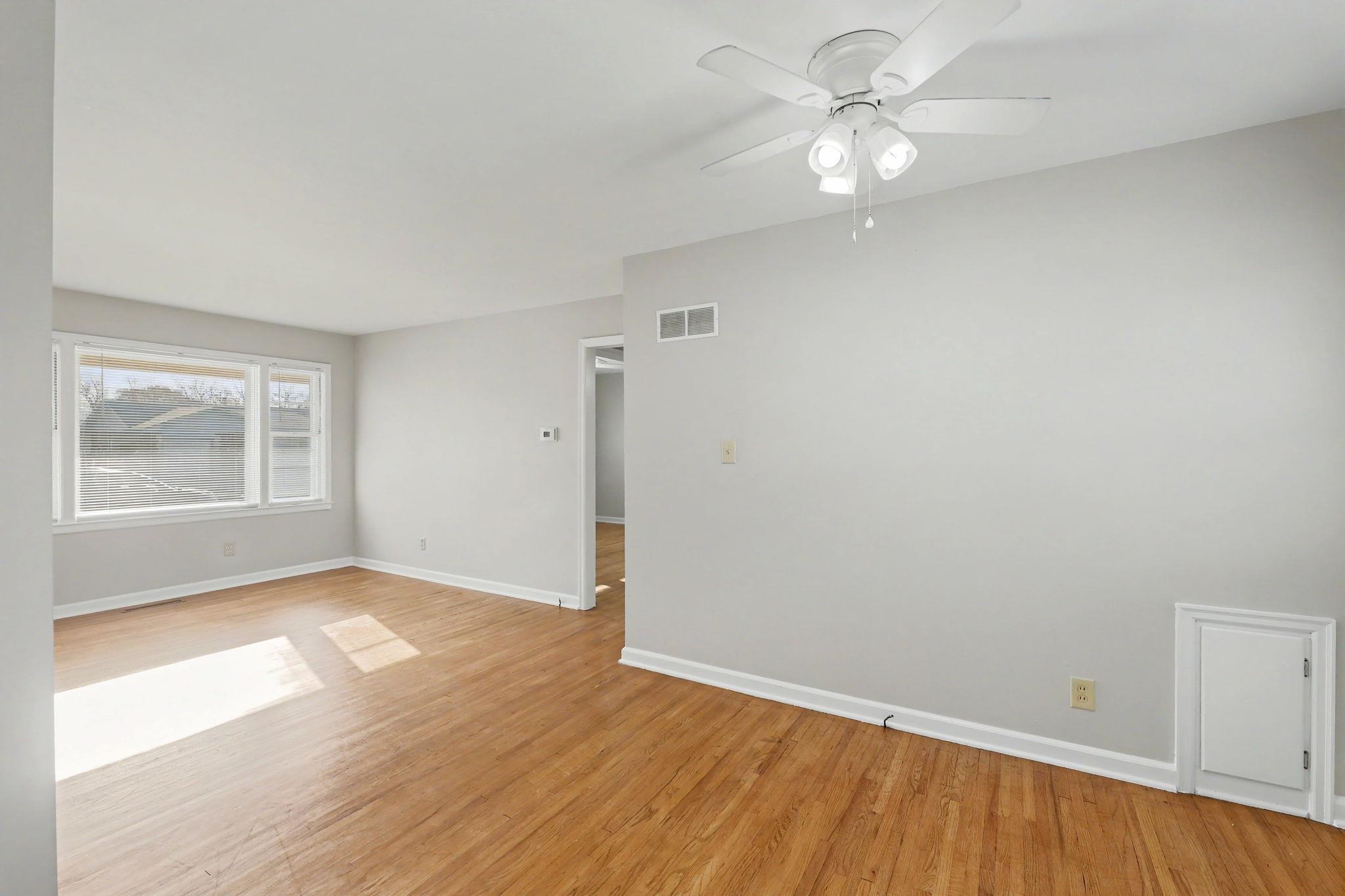 915 S Drury Lane Wichita KS 67207