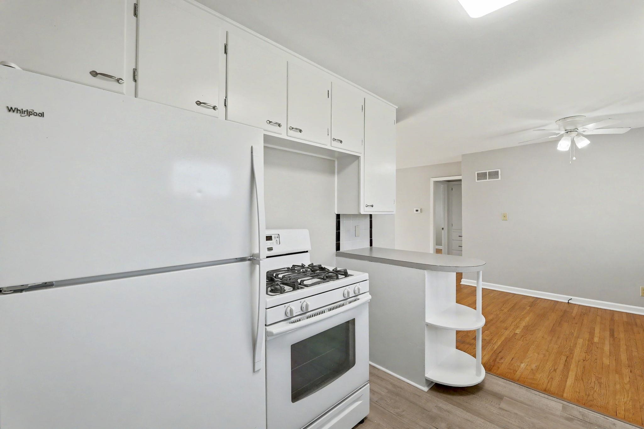915 S Drury Lane Wichita KS 67207