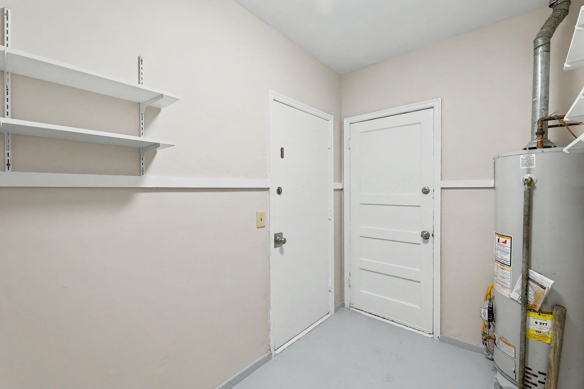 915 S Drury Lane Wichita KS 67207