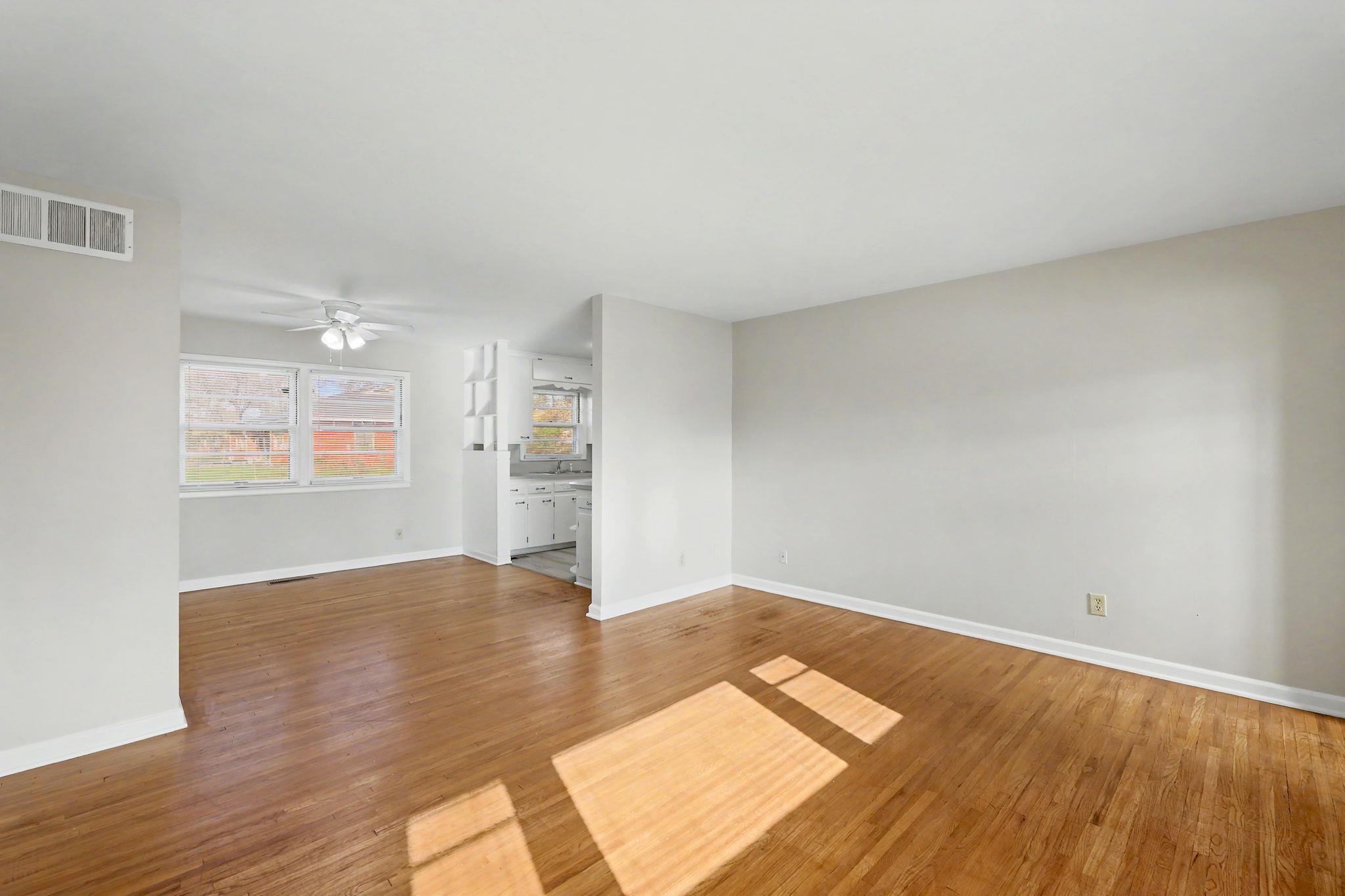915 S Drury Lane Wichita KS 67207