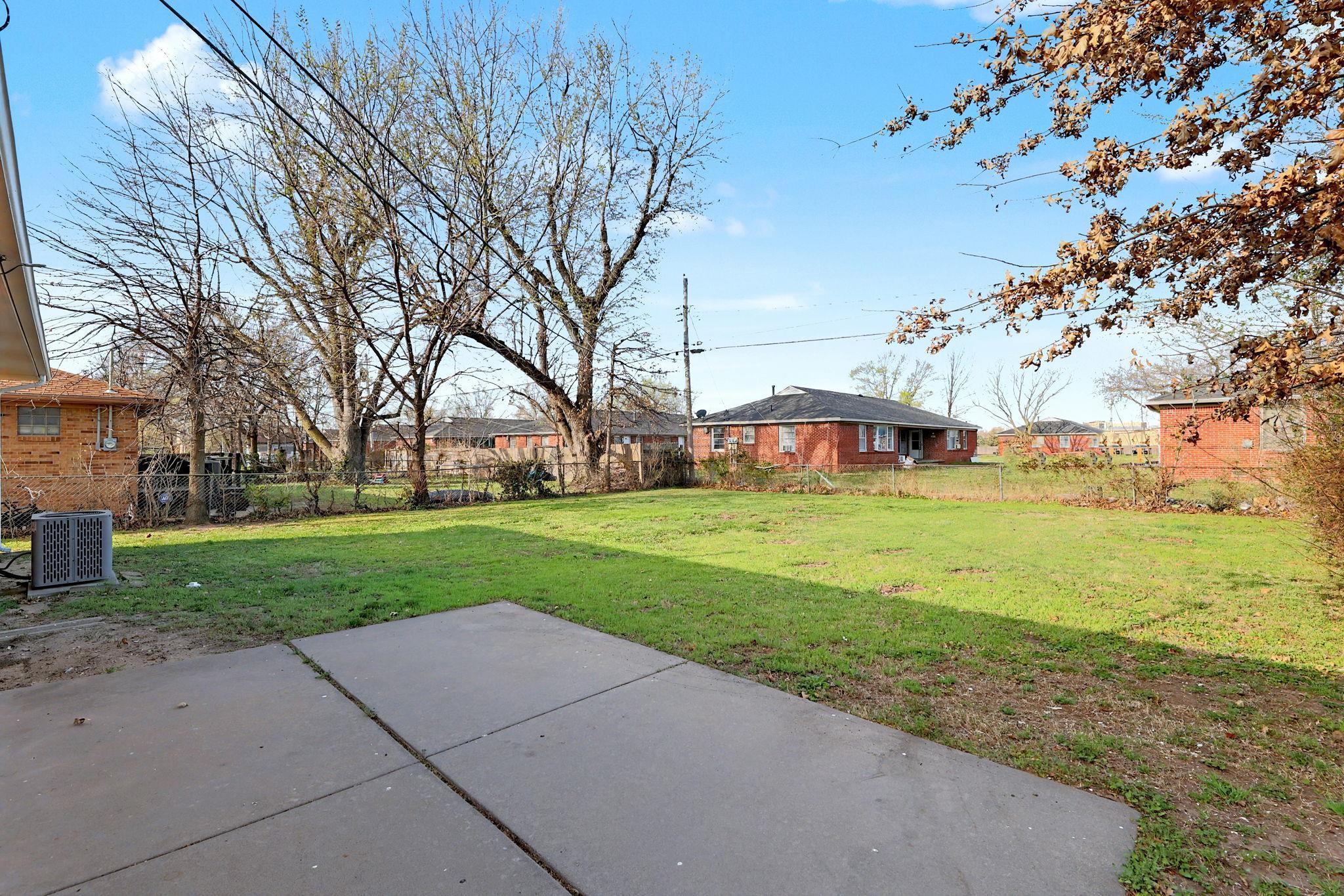 915 S Drury Lane Wichita KS 67207