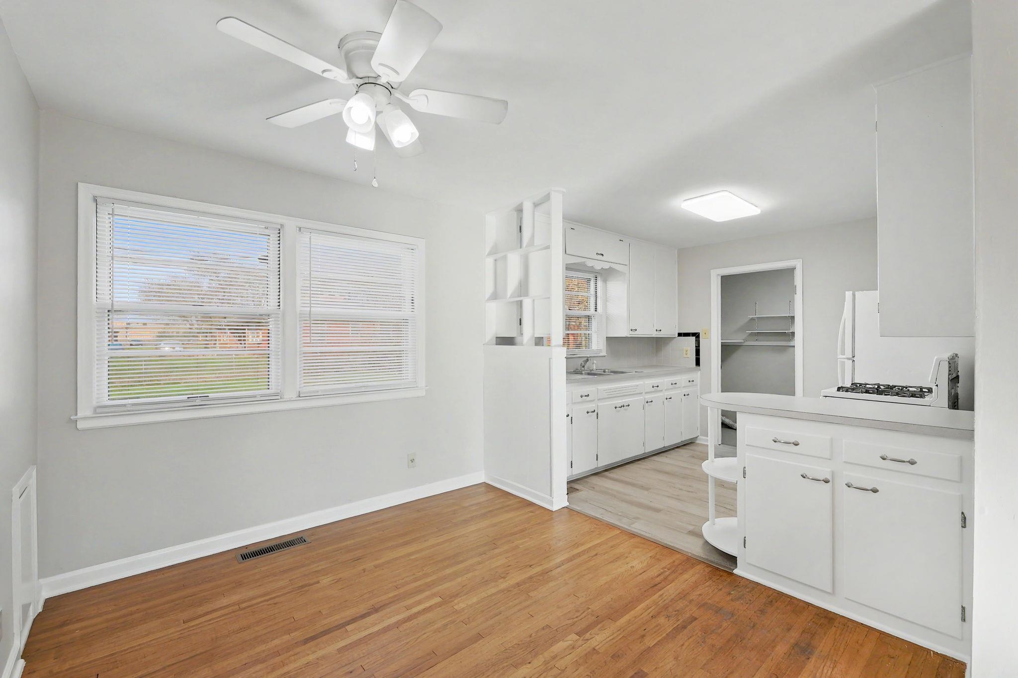 915 S Drury Lane Wichita KS 67207
