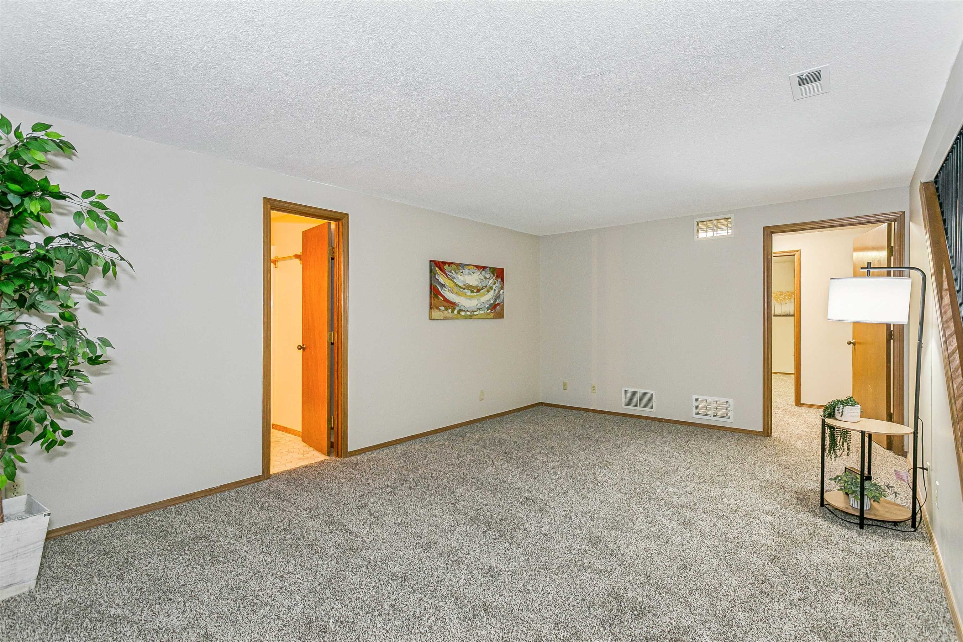 7439 E 31st Wichita KS 67226
