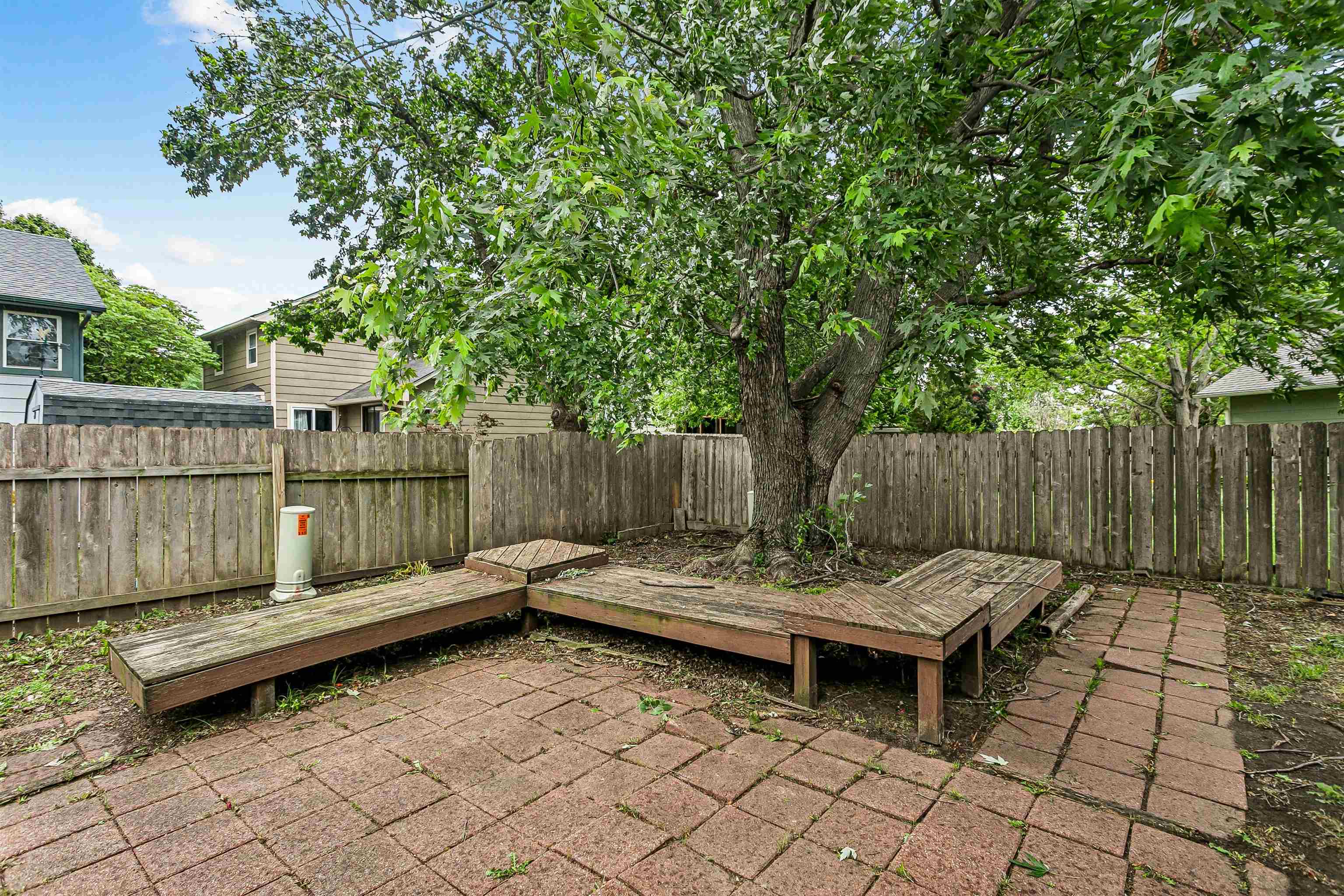 7439 E 31st Wichita KS 67226