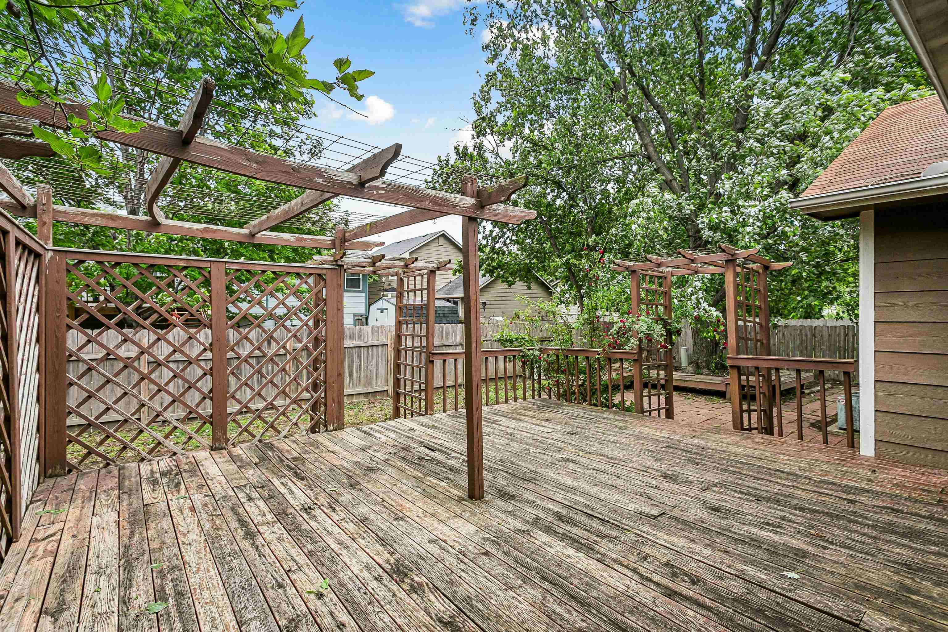 7439 E 31st Wichita KS 67226