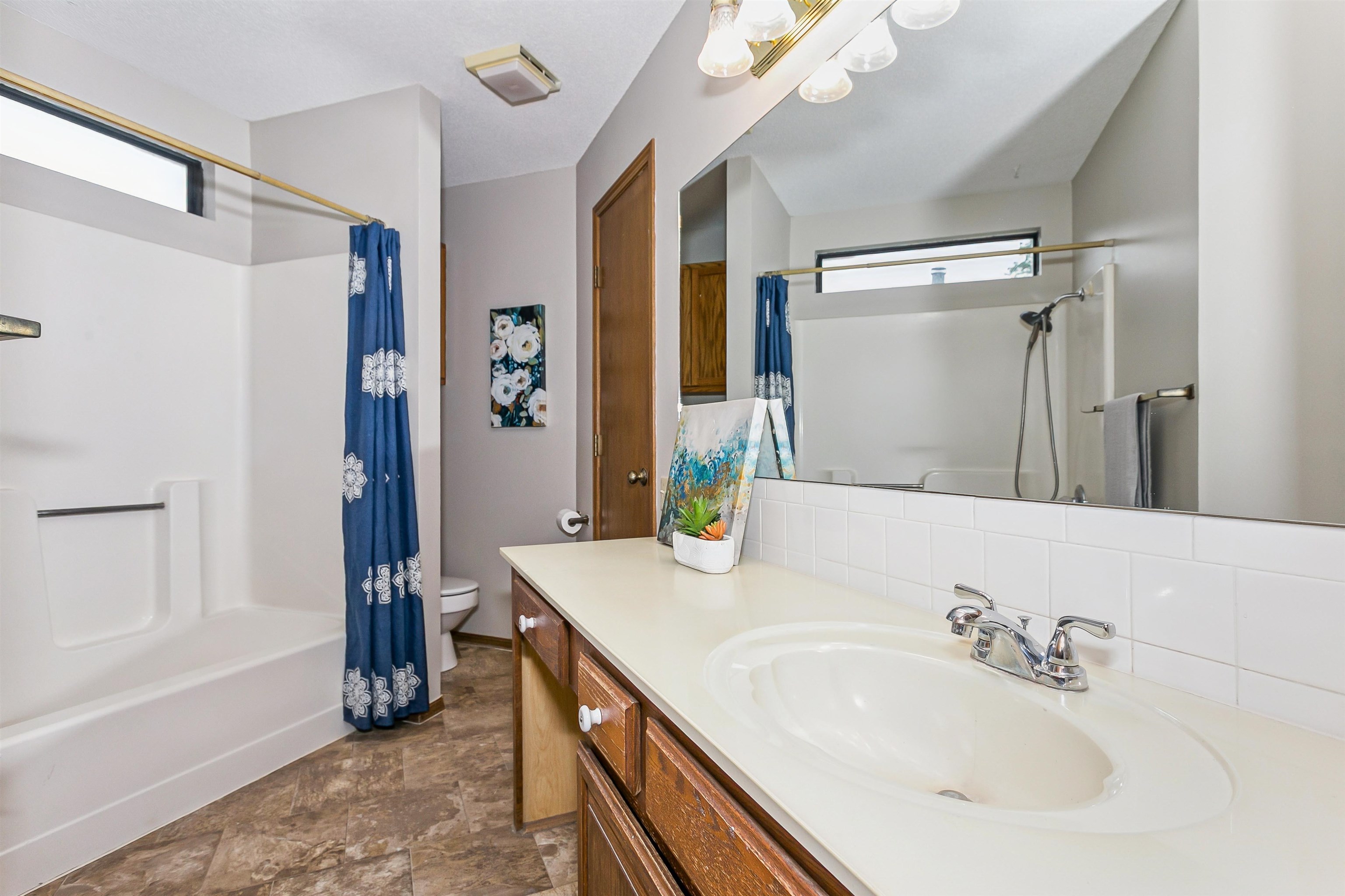 7439 E 31st Wichita KS 67226