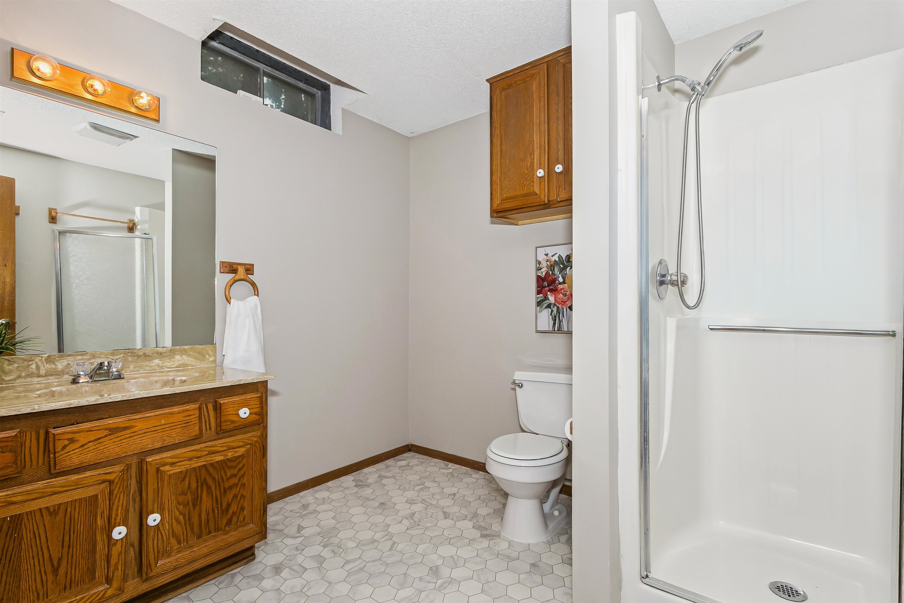 7439 E 31st Wichita KS 67226