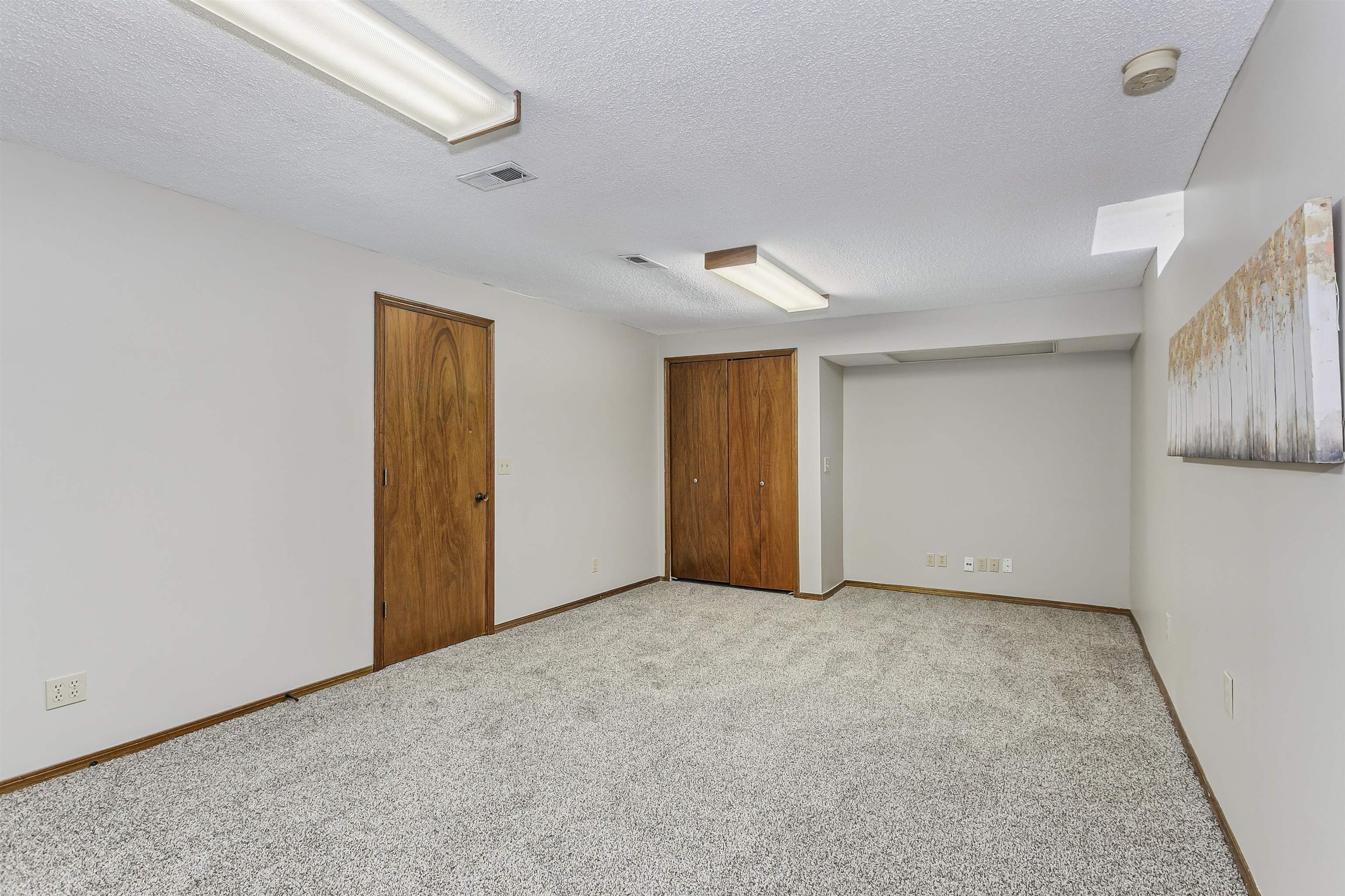 7439 E 31st Wichita KS 67226
