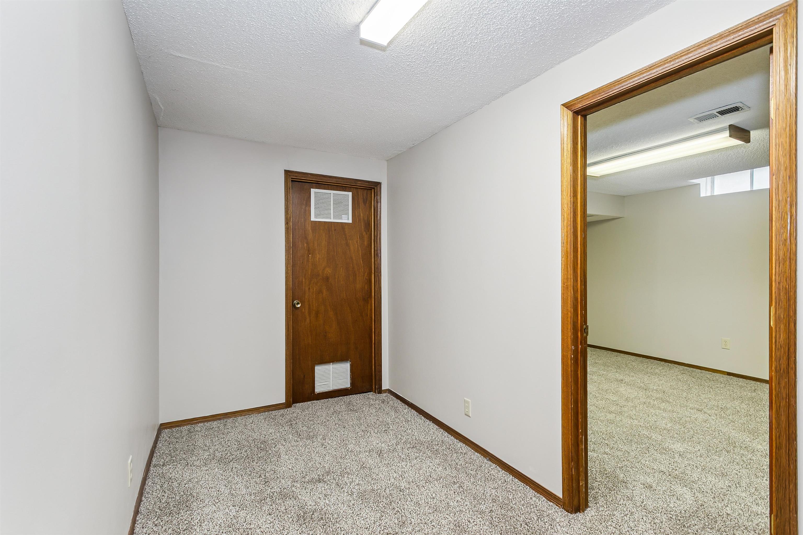 7439 E 31st Wichita KS 67226