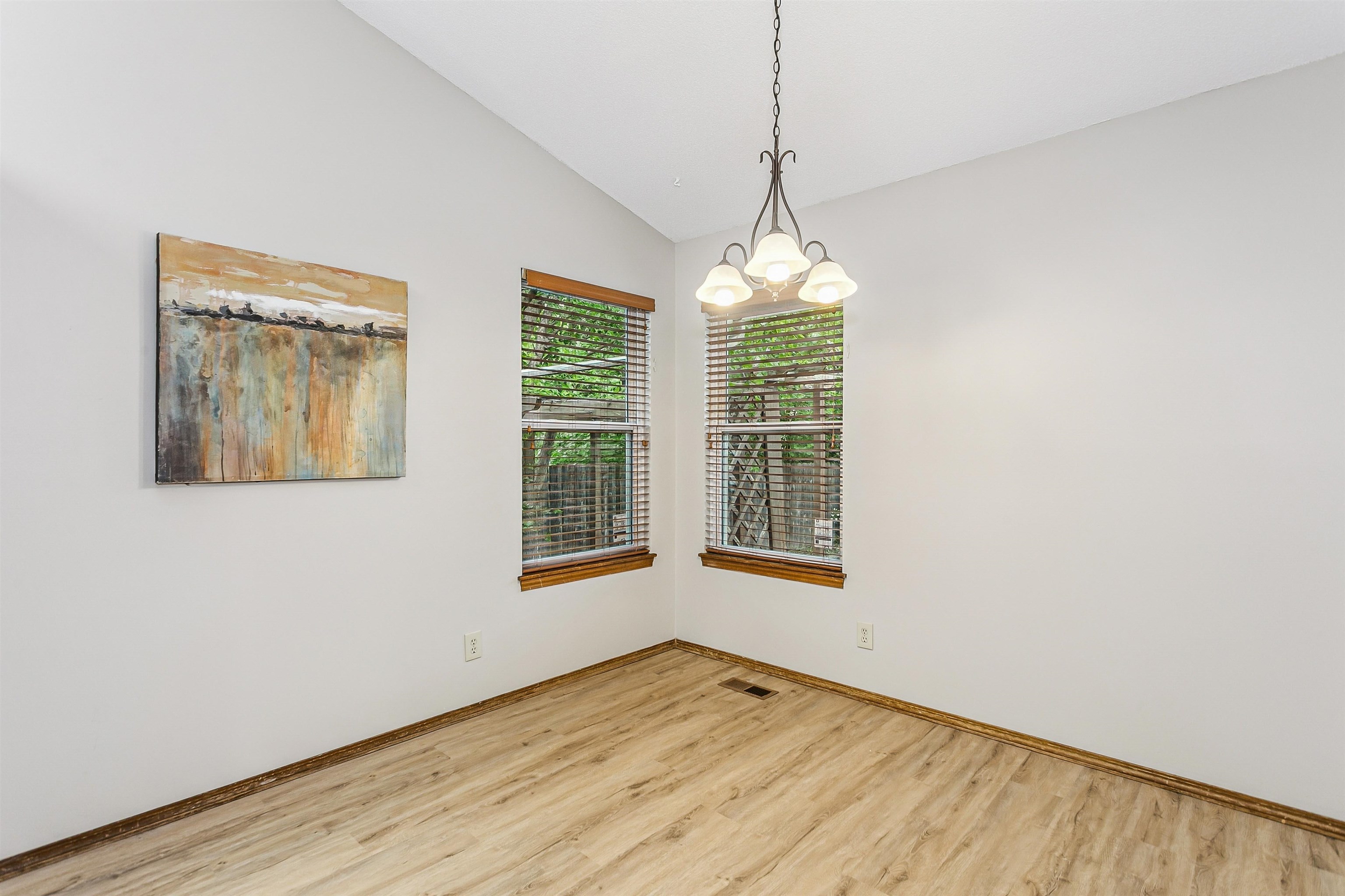 7439 E 31st Wichita KS 67226