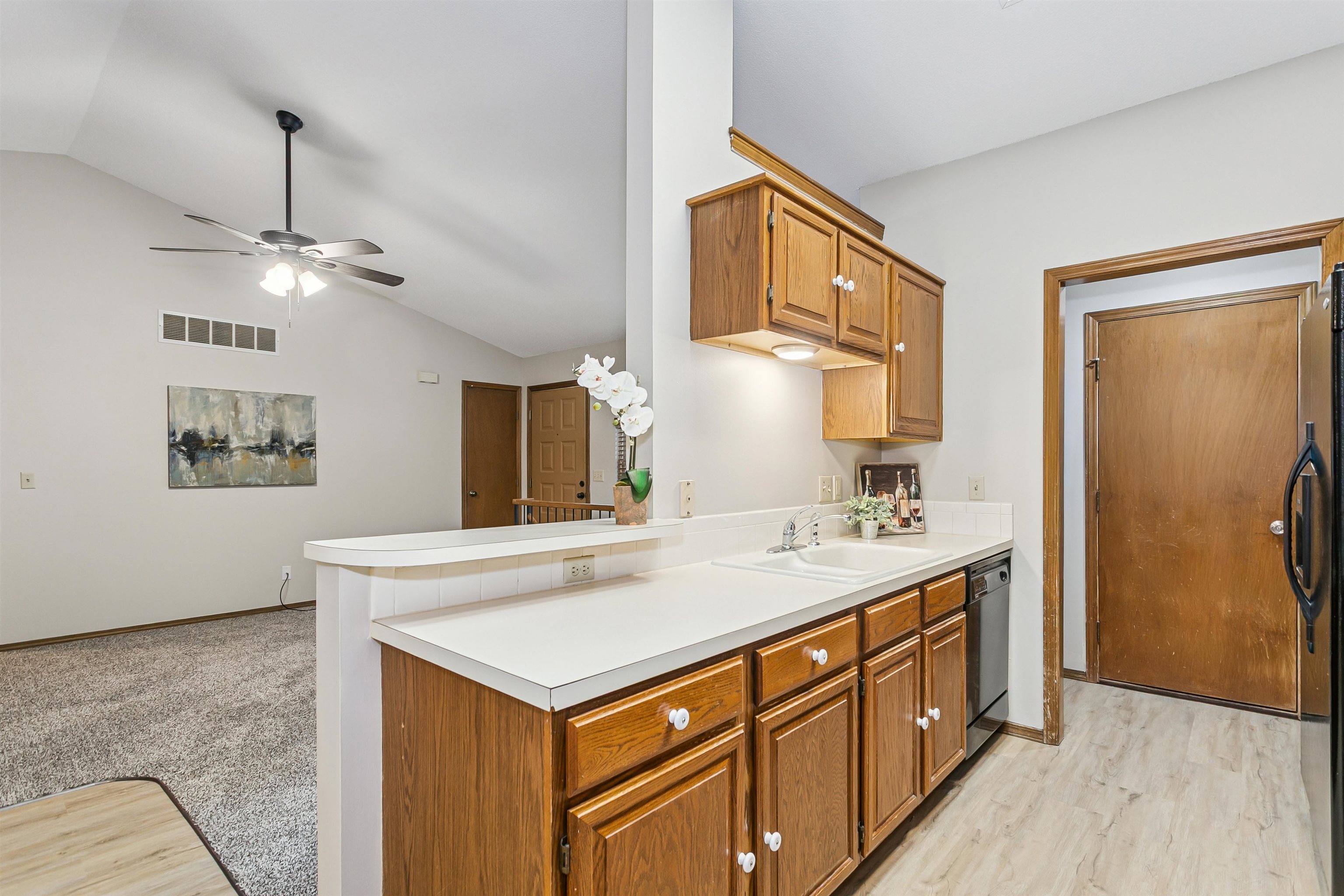 7439 E 31st Wichita KS 67226
