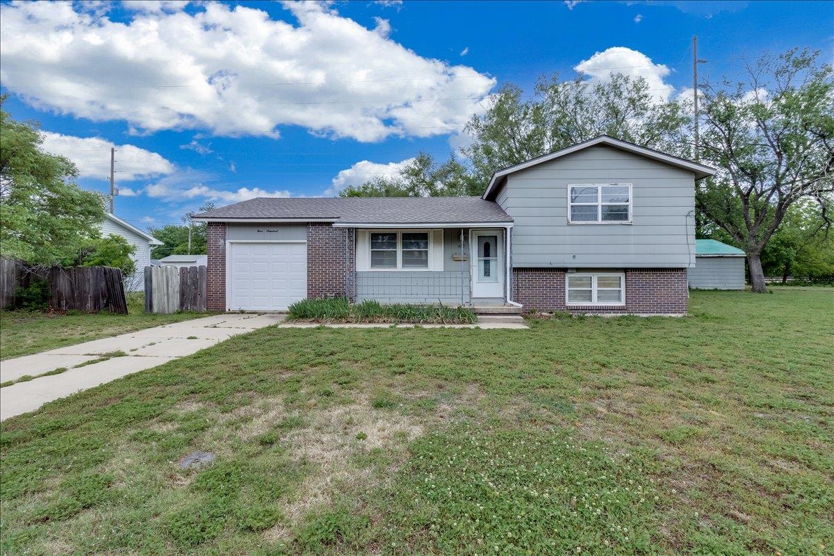400 N Hickory Valley Center KS 67147
