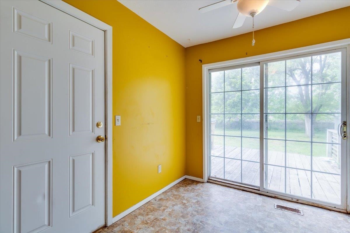 400 N Hickory Valley Center KS 67147