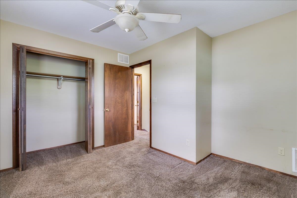 400 N Hickory Valley Center KS 67147