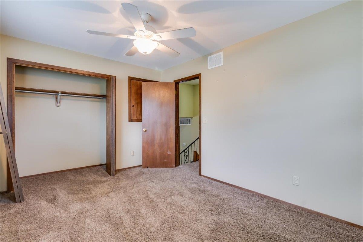 400 N Hickory Valley Center KS 67147