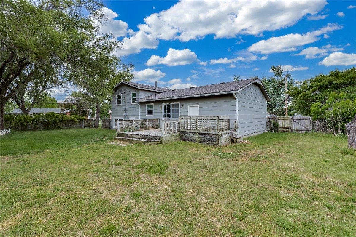 400 N Hickory Valley Center KS 67147