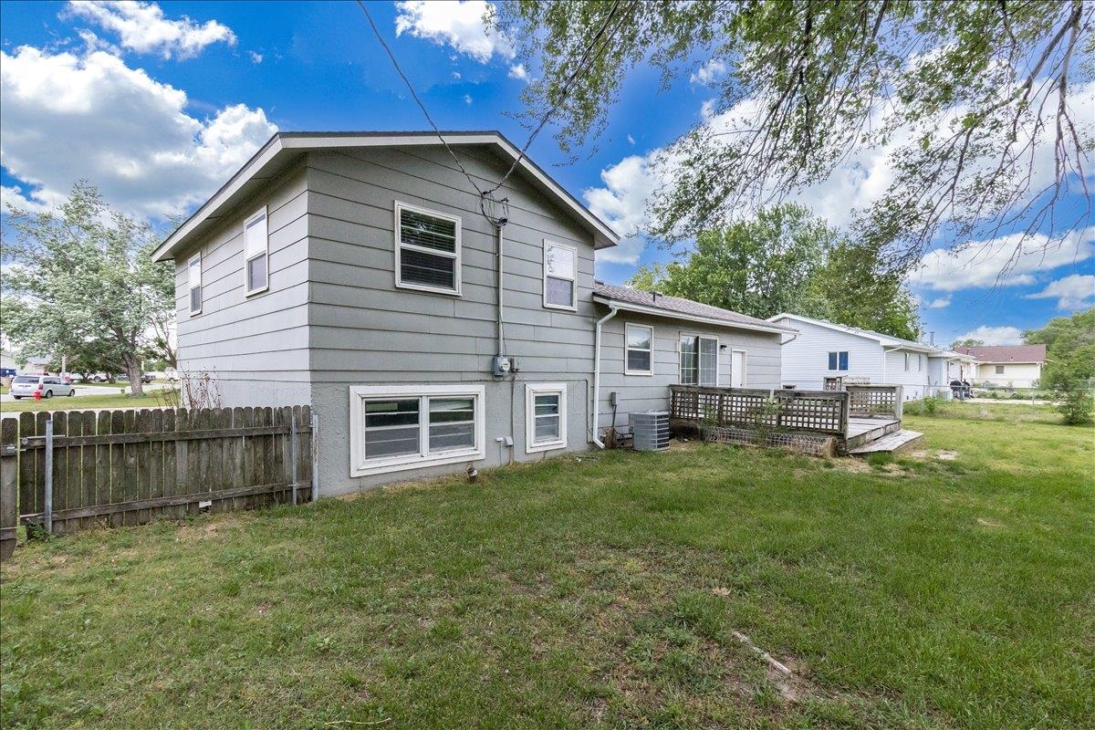 400 N Hickory Valley Center KS 67147