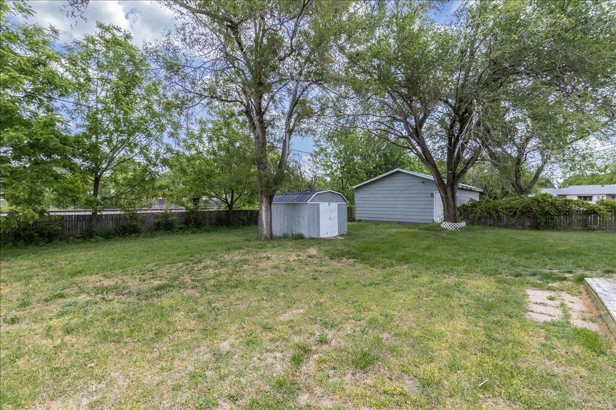 400 N Hickory Valley Center KS 67147
